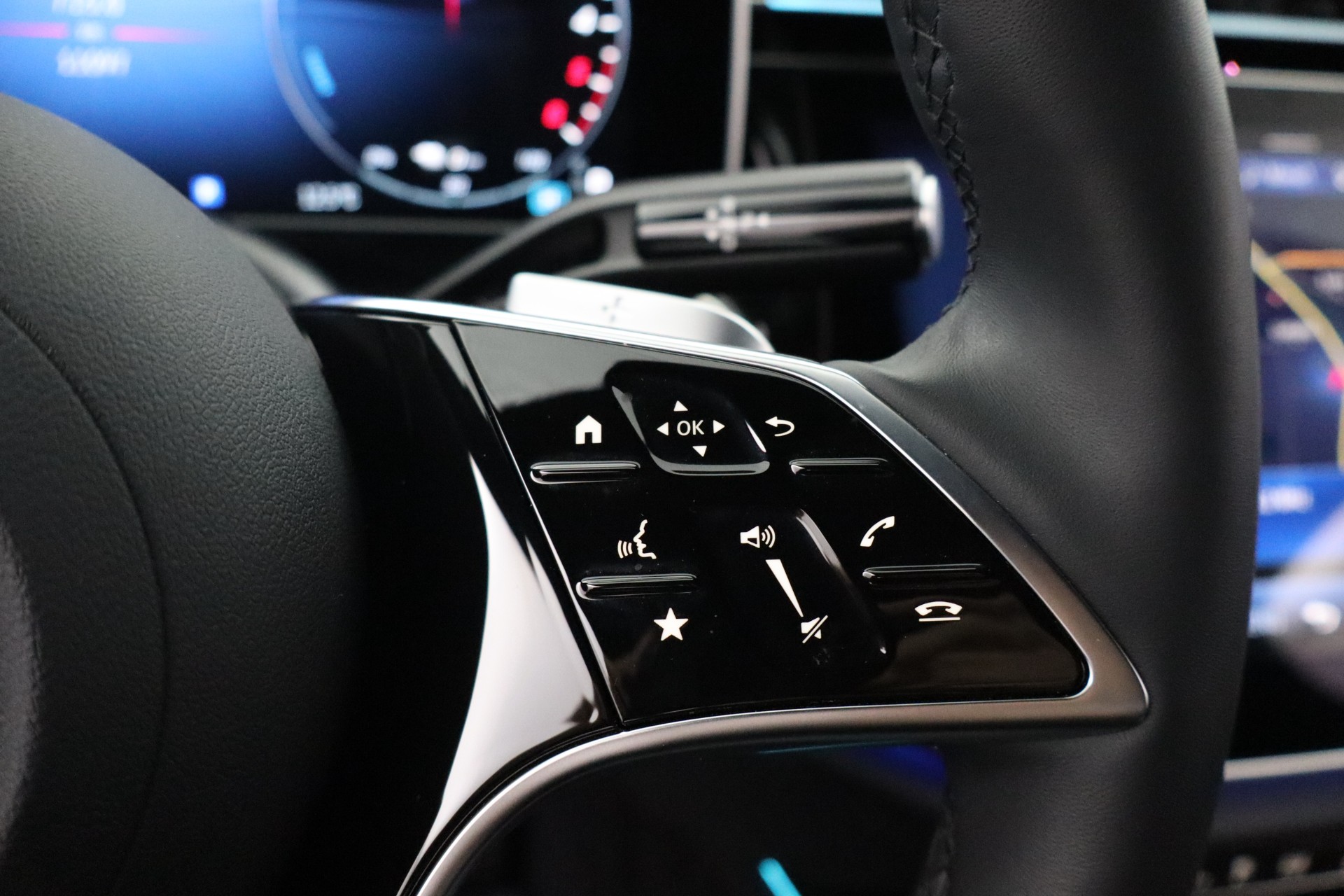 Mercedes-Benz E 2025