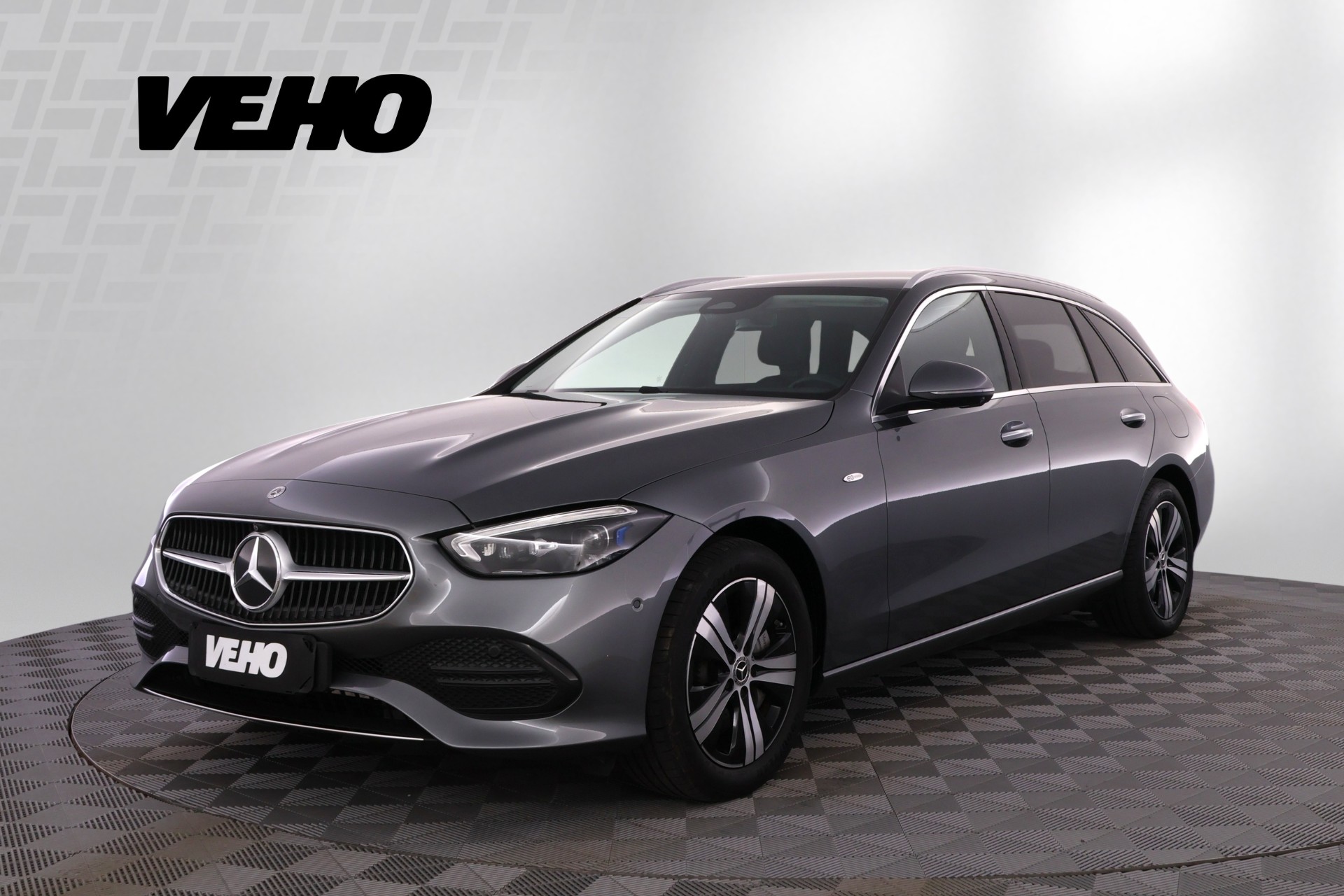 MERCEDES-BENZ C 2025