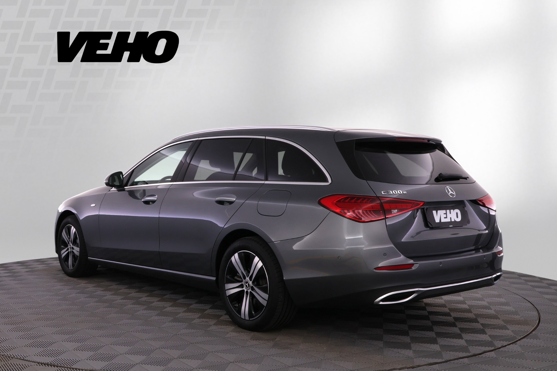 MERCEDES-BENZ C 2025