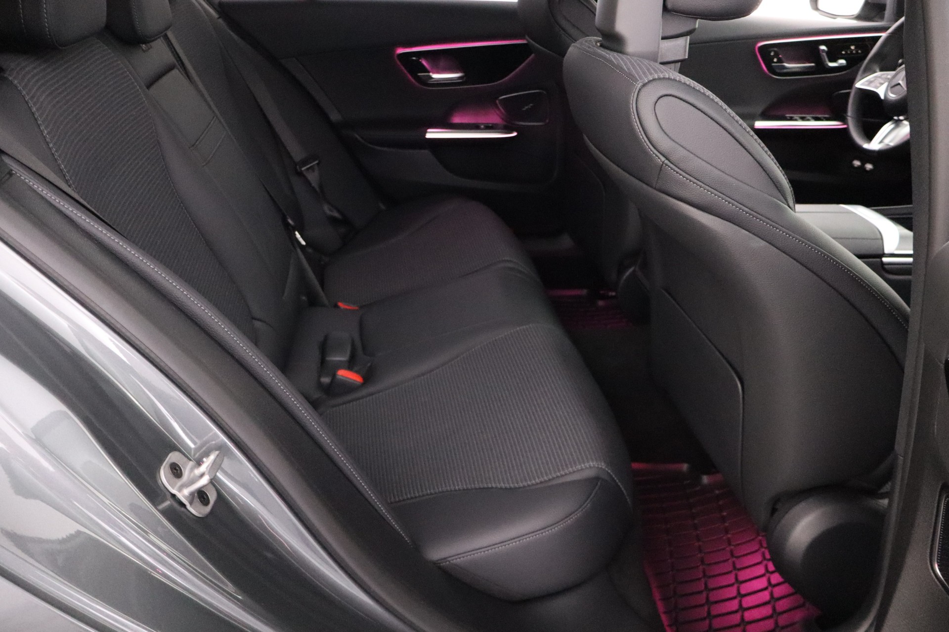 MERCEDES-BENZ C 2025