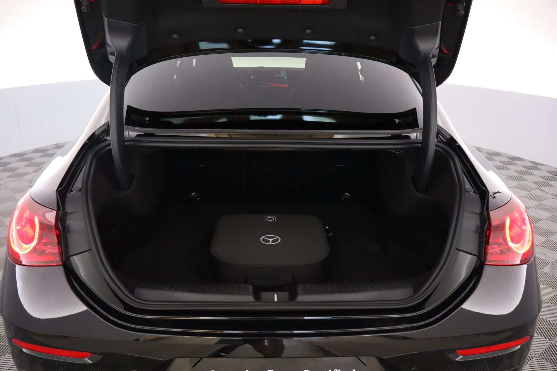 Mercedes-Benz CLA 2025