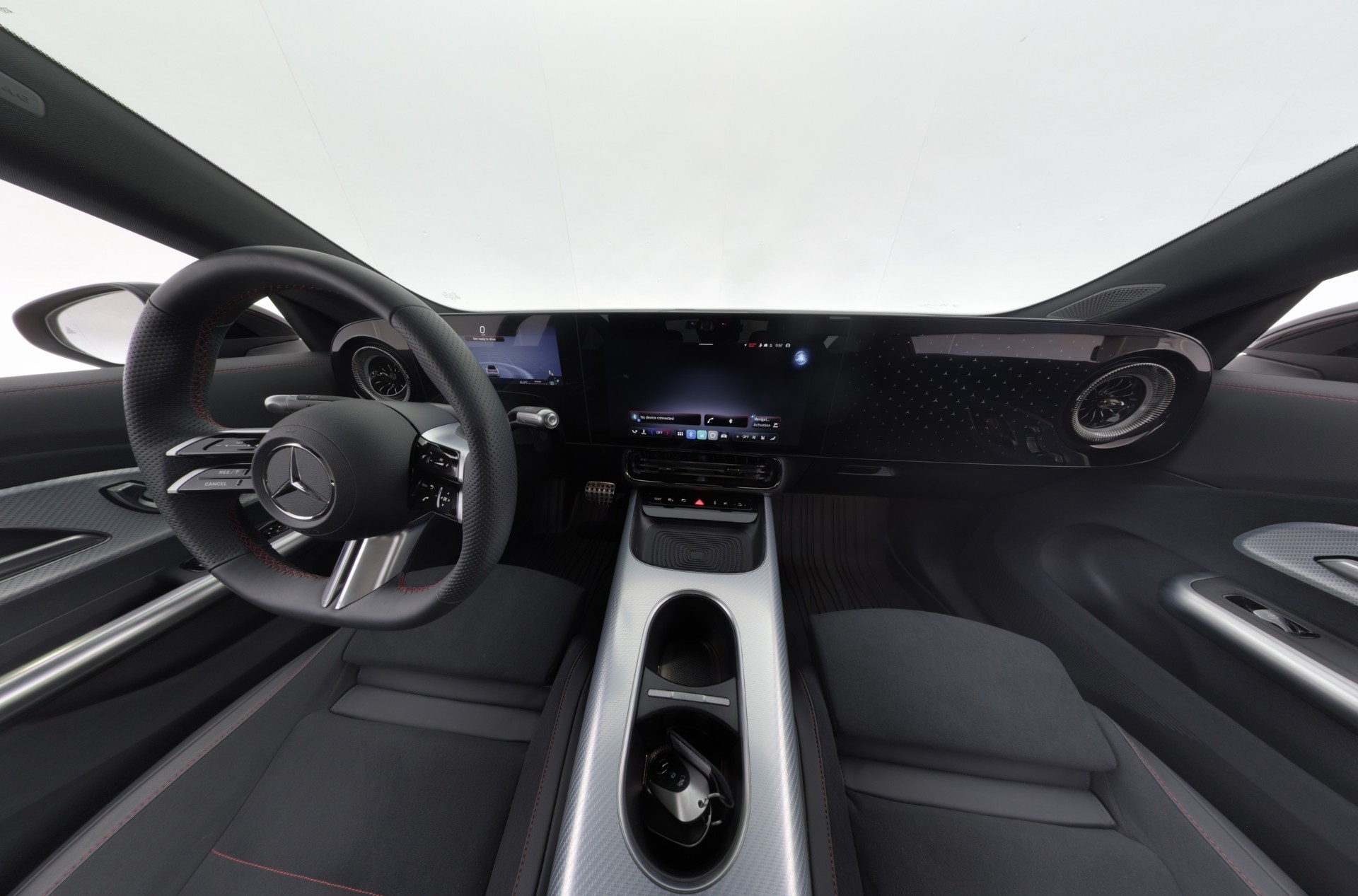 MERCEDES-BENZ CLA 2025
