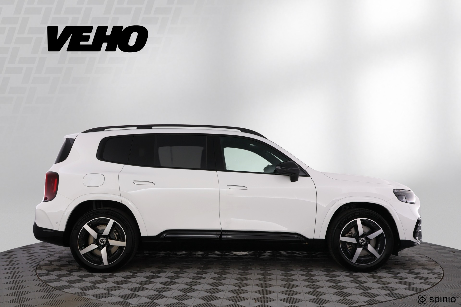 Mercedes-Benz GLB 2026