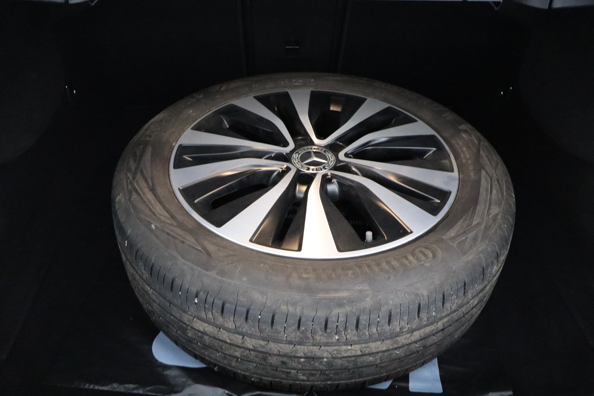 MERCEDES-BENZ A 2021