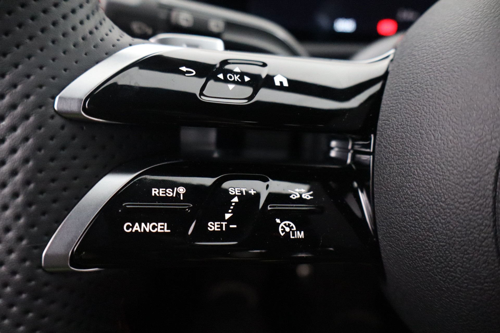 Mercedes-Benz CLA 2025