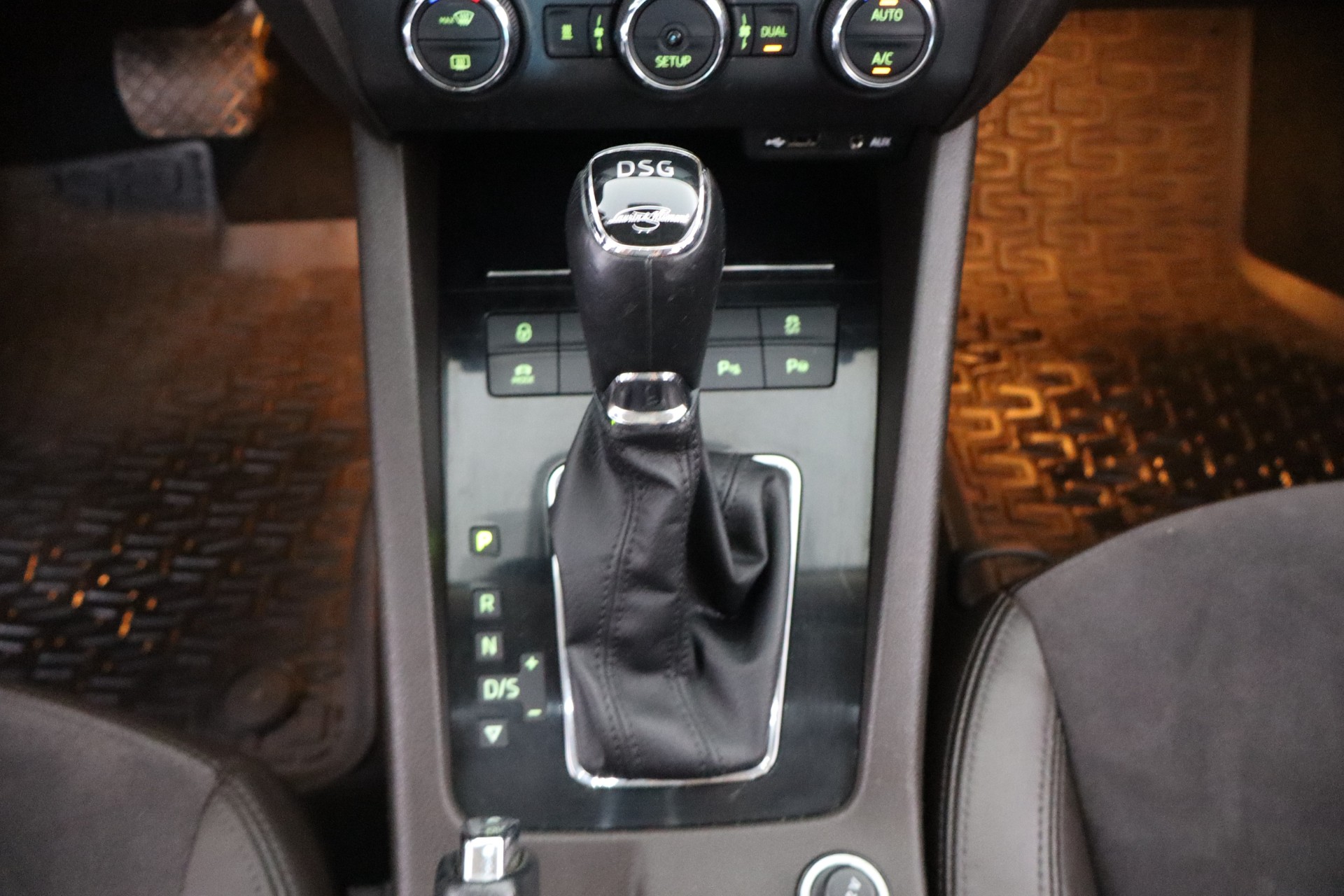 SKODA OCTAVIA 2014