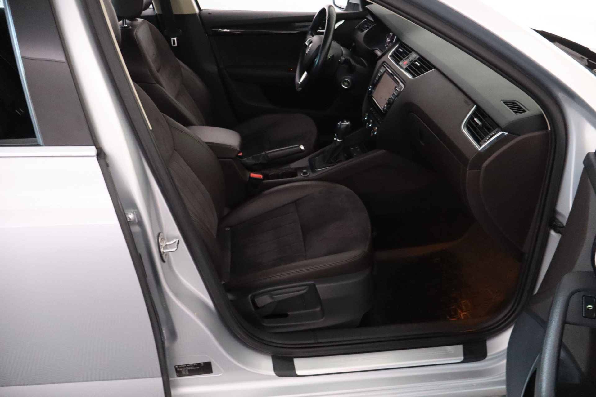 SKODA OCTAVIA 2014