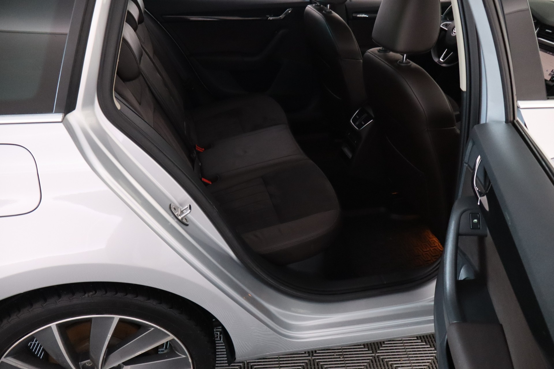 SKODA OCTAVIA 2014