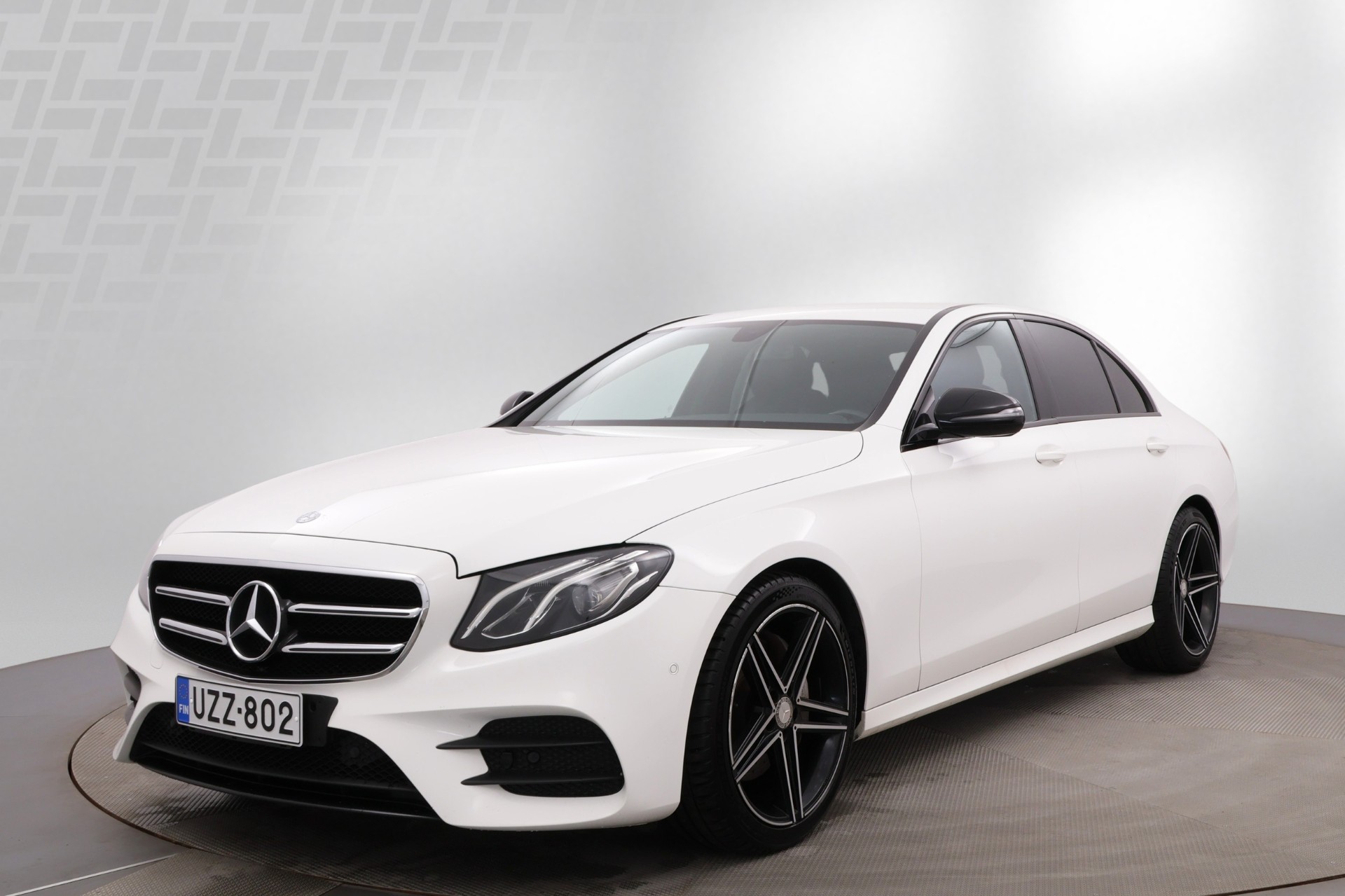 Mercedes-Benz E 2016