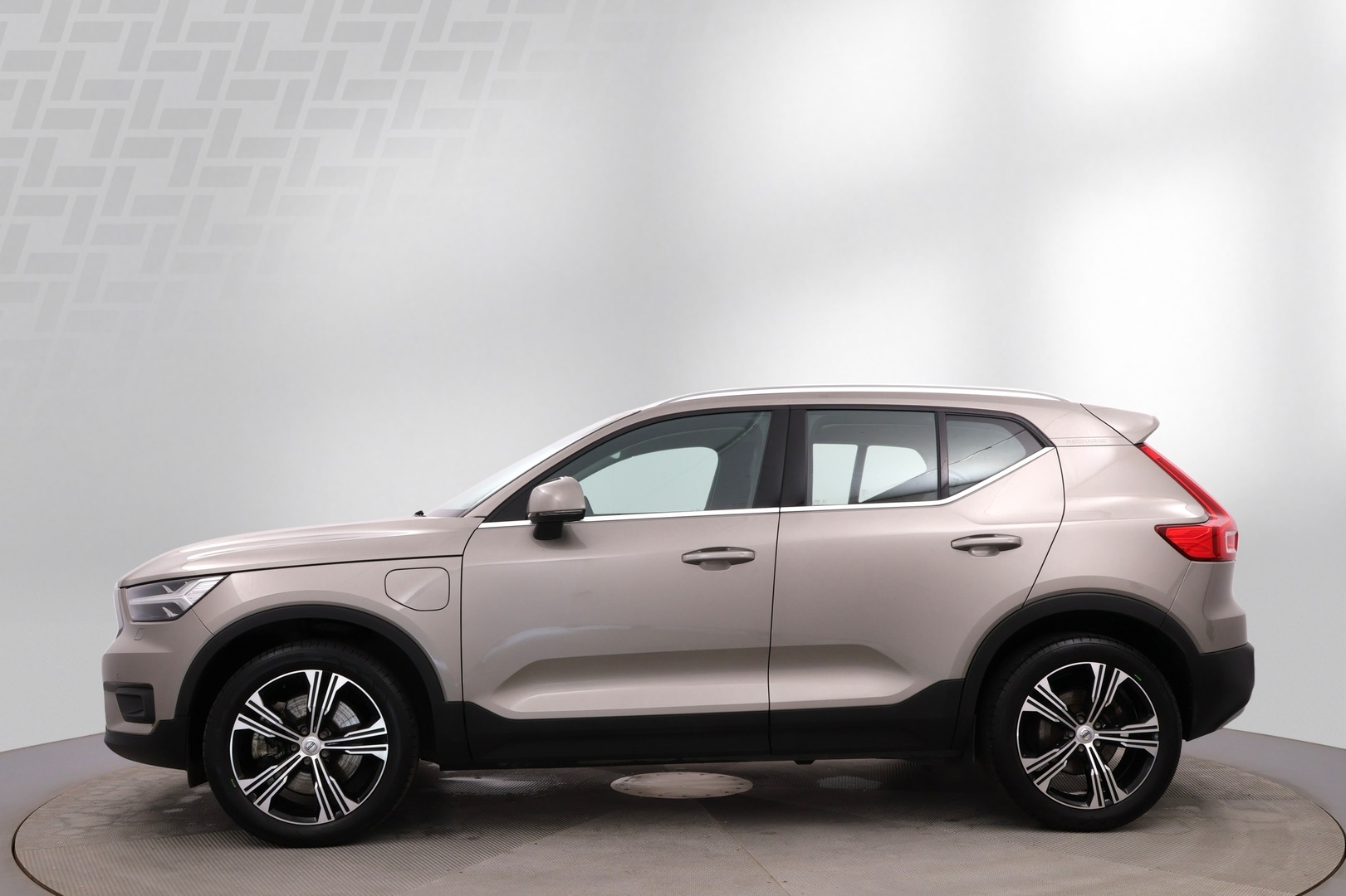 VOLVO XC40 2022