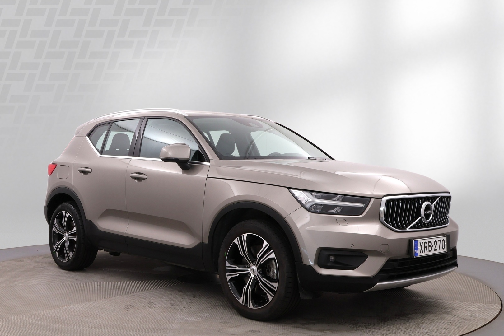 VOLVO XC40 2022