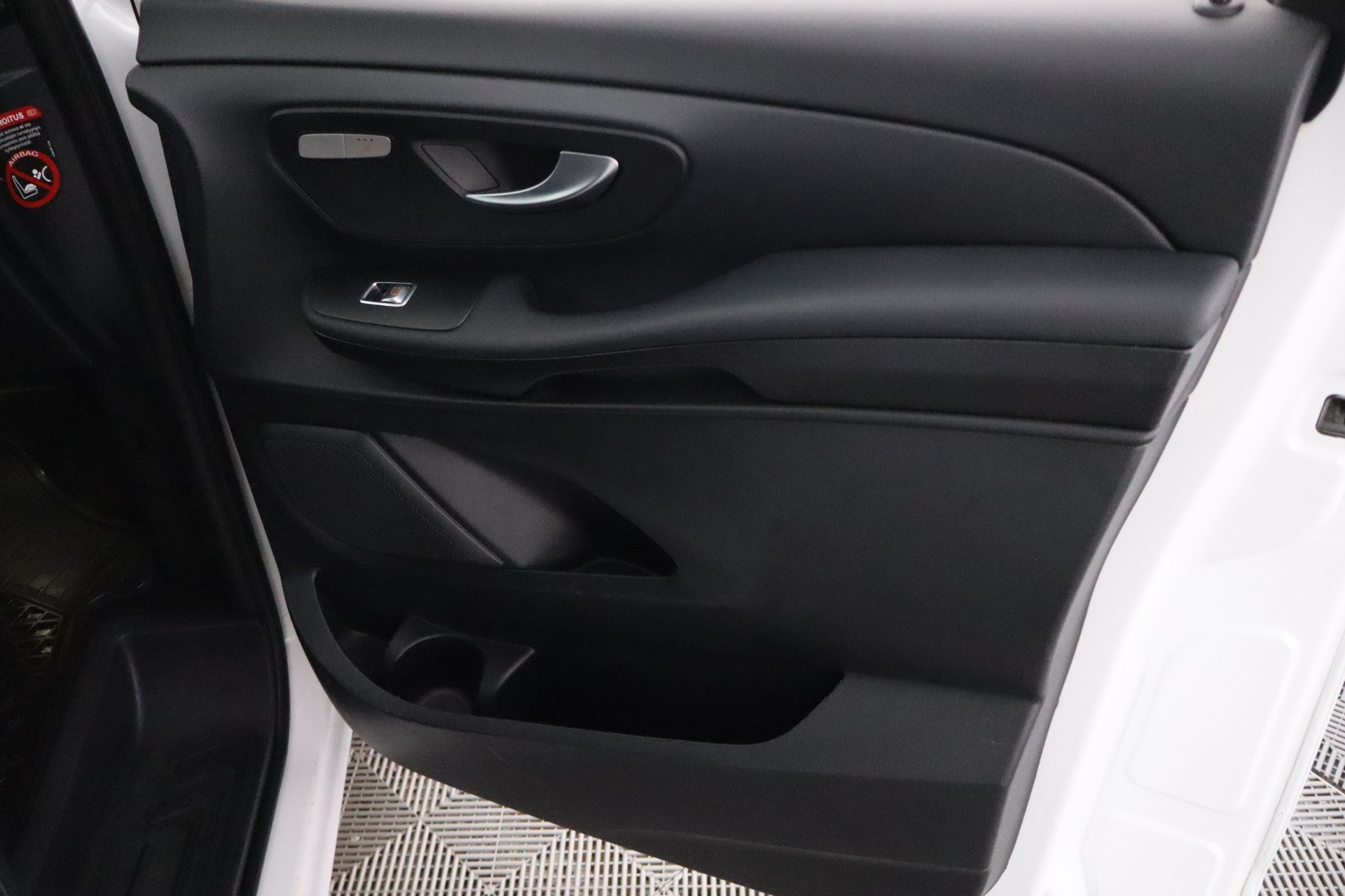 MERCEDES-BENZ V 2020