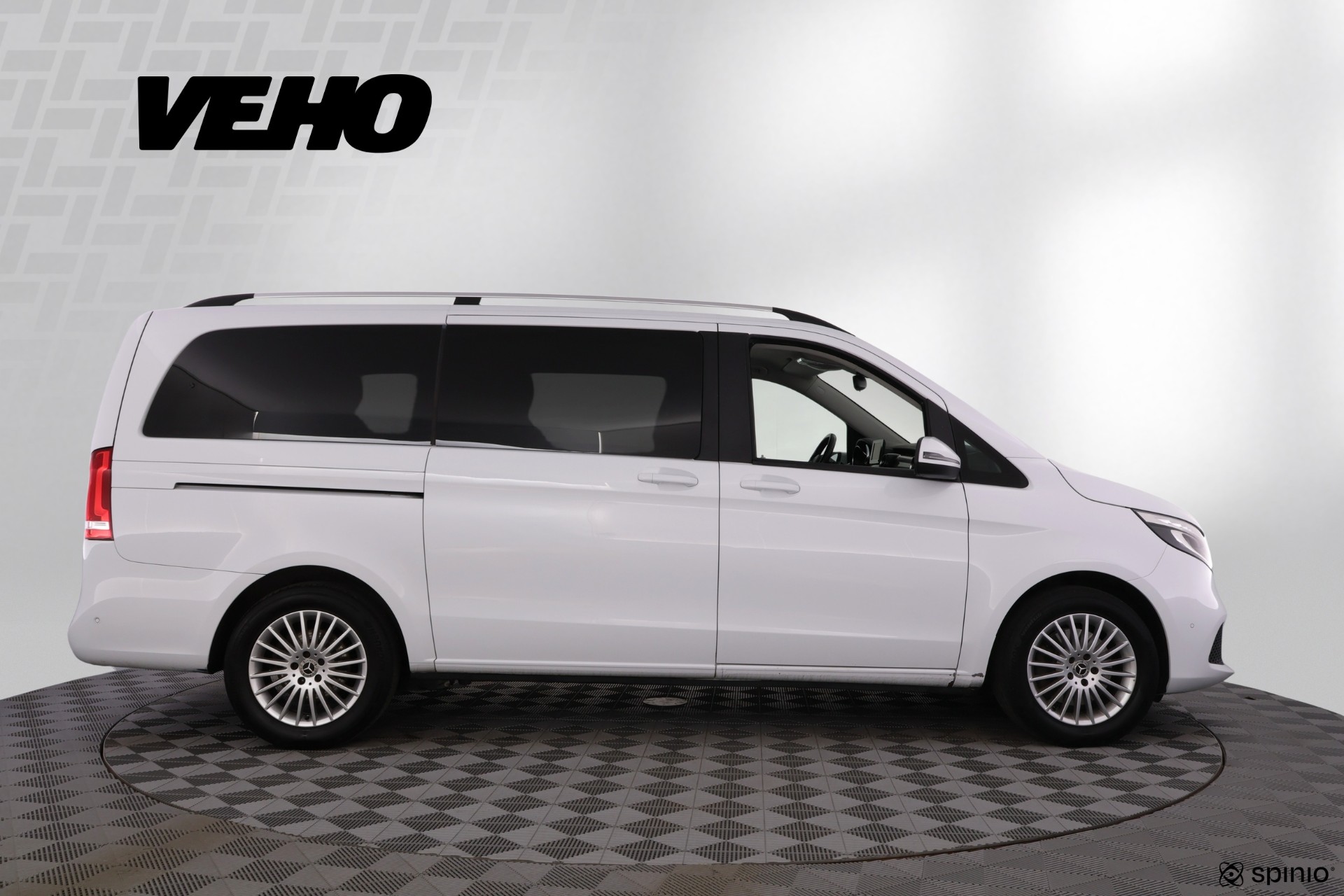 MERCEDES-BENZ V 2020