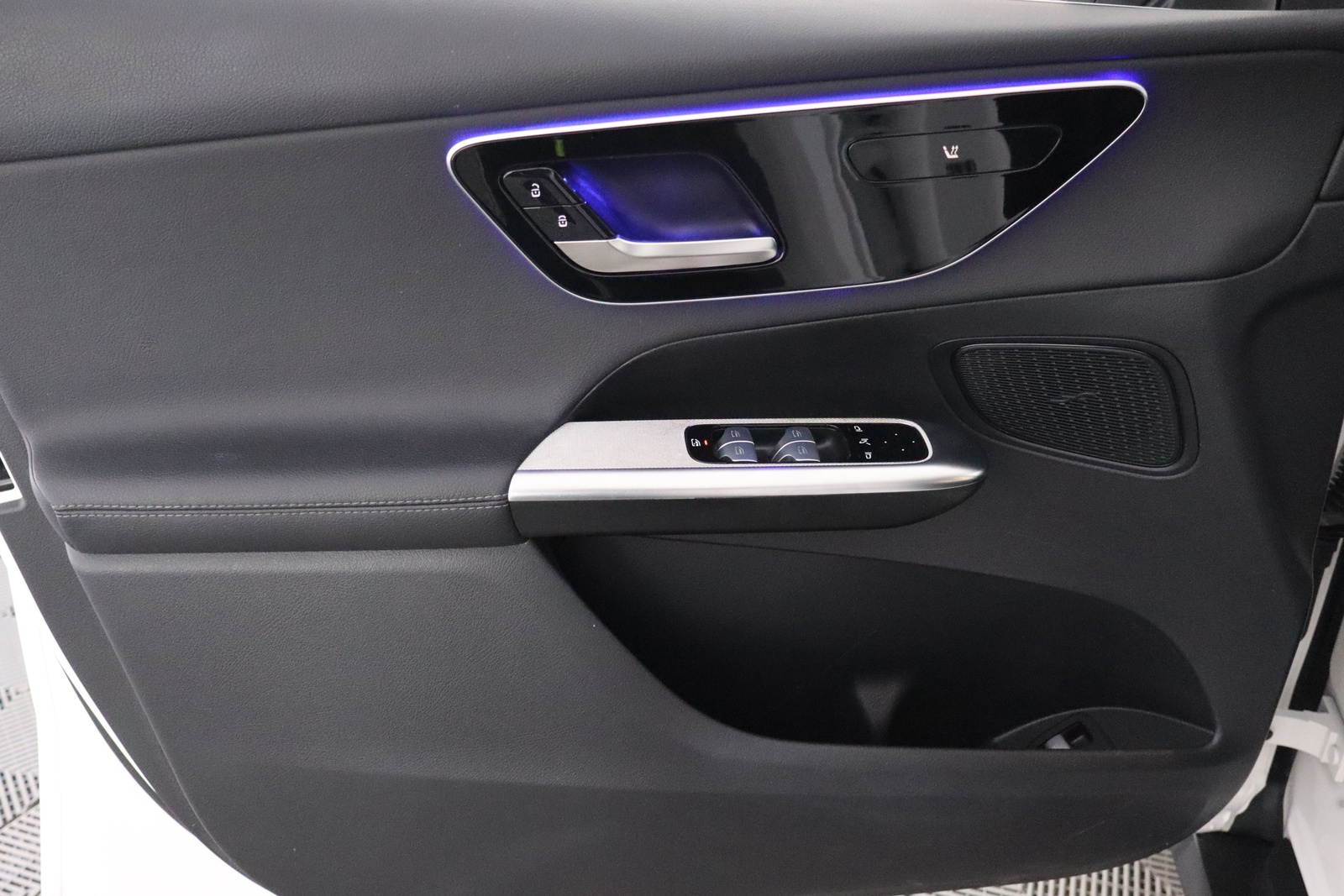 Mercedes-Benz GLC 2023