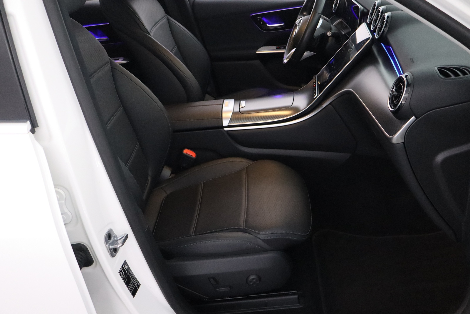 Mercedes-Benz GLC 2023