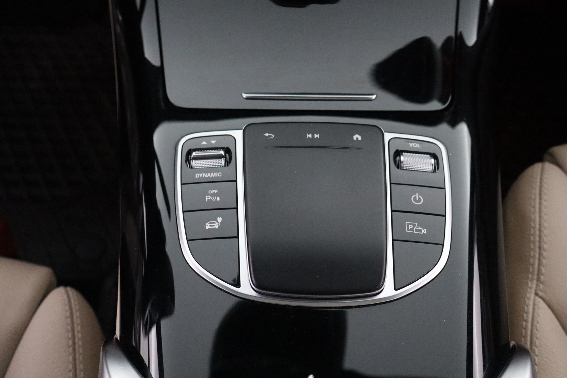 MERCEDES-BENZ EQC 2020