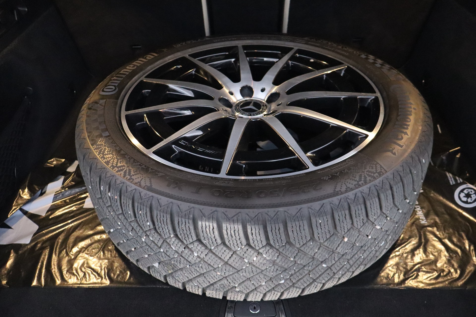 MERCEDES-BENZ EQC 2020