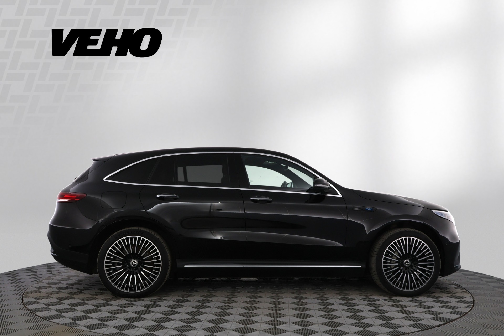 MERCEDES-BENZ EQC 2020