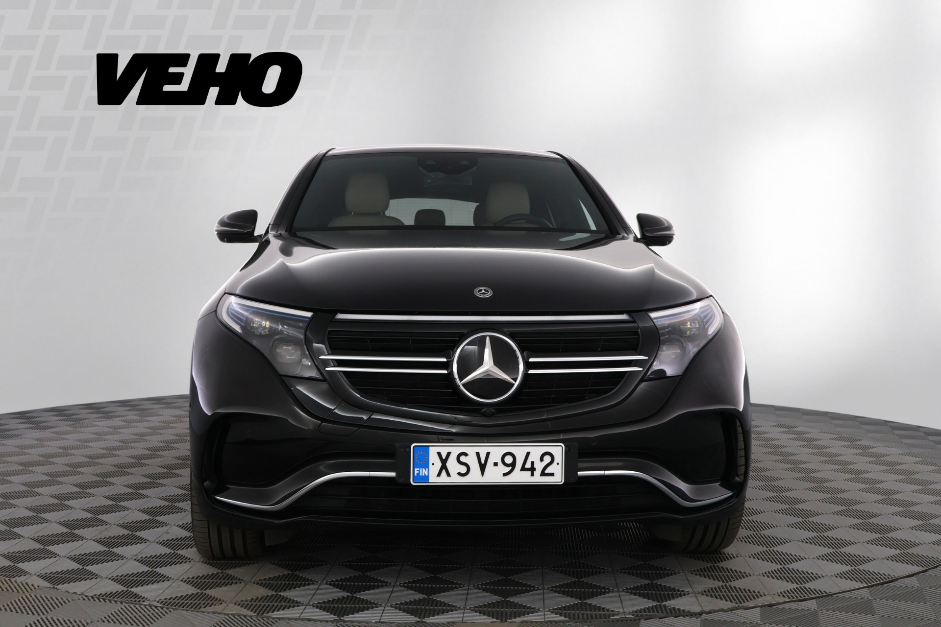 MERCEDES-BENZ EQC 2020