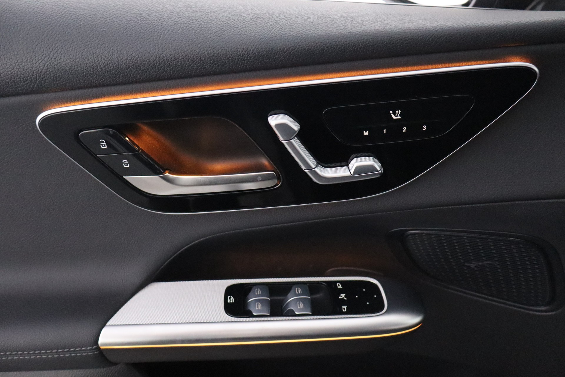 Mercedes-Benz GLC 2025