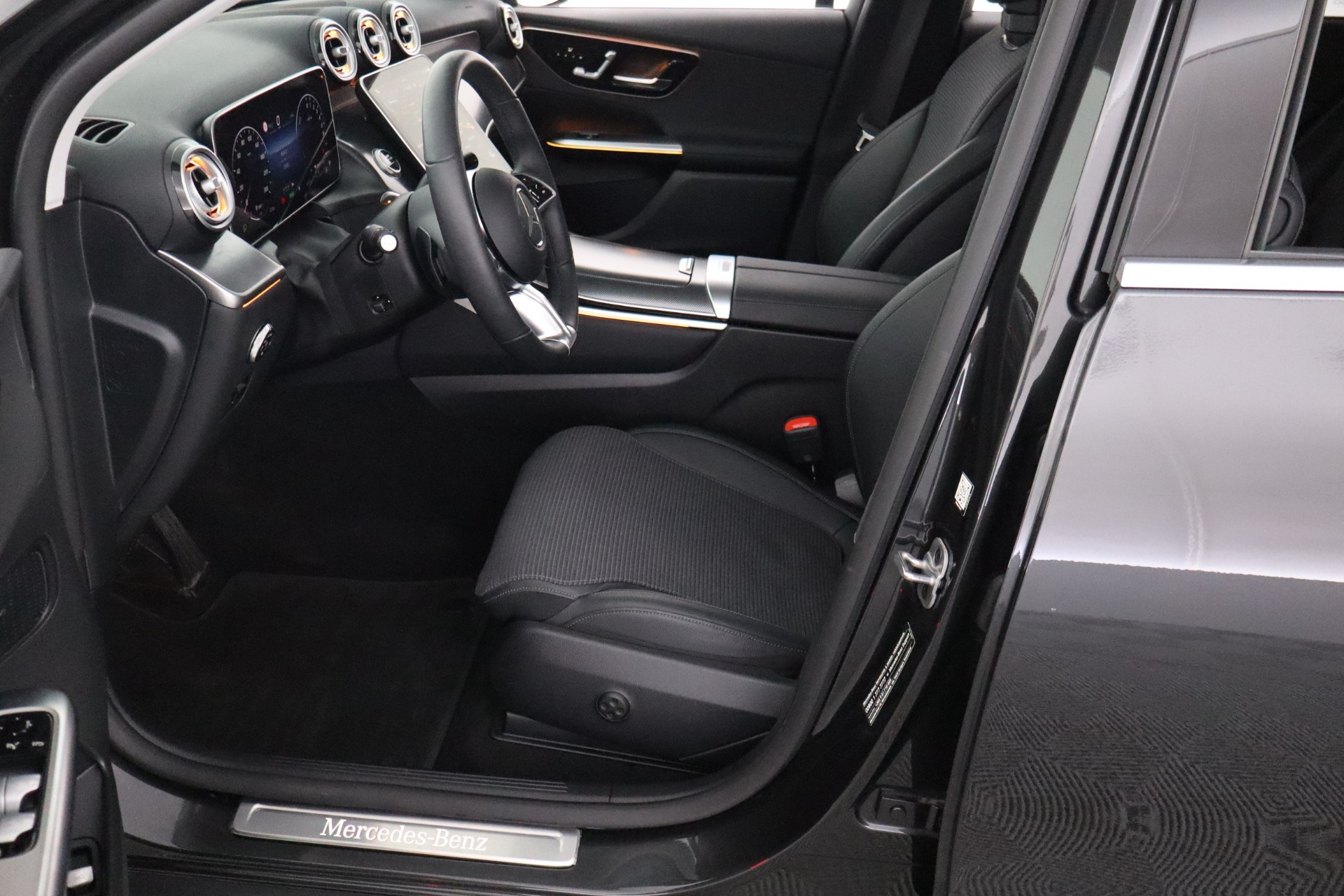 Mercedes-Benz GLC 2025