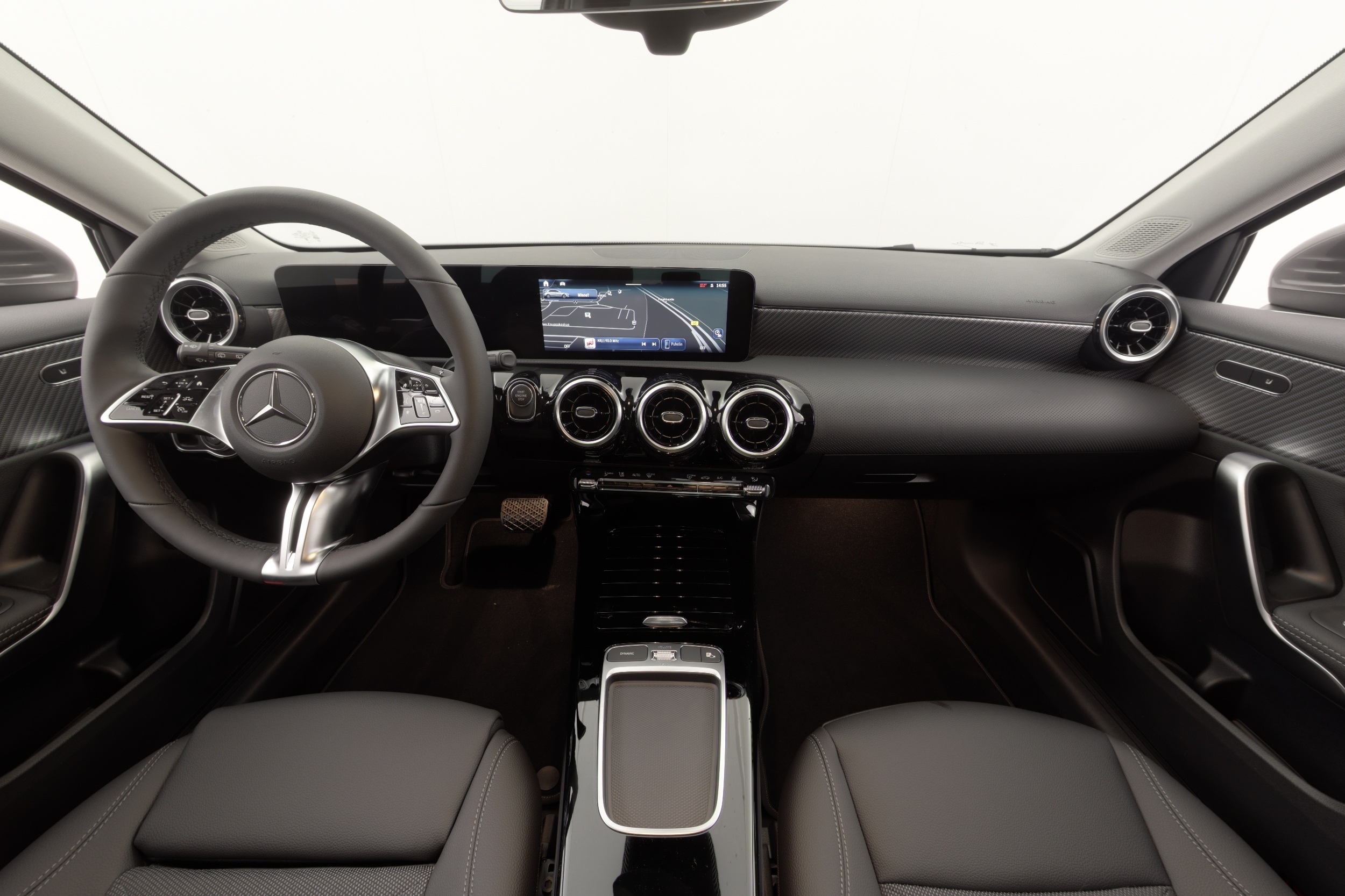 Mercedes-Benz A 2025