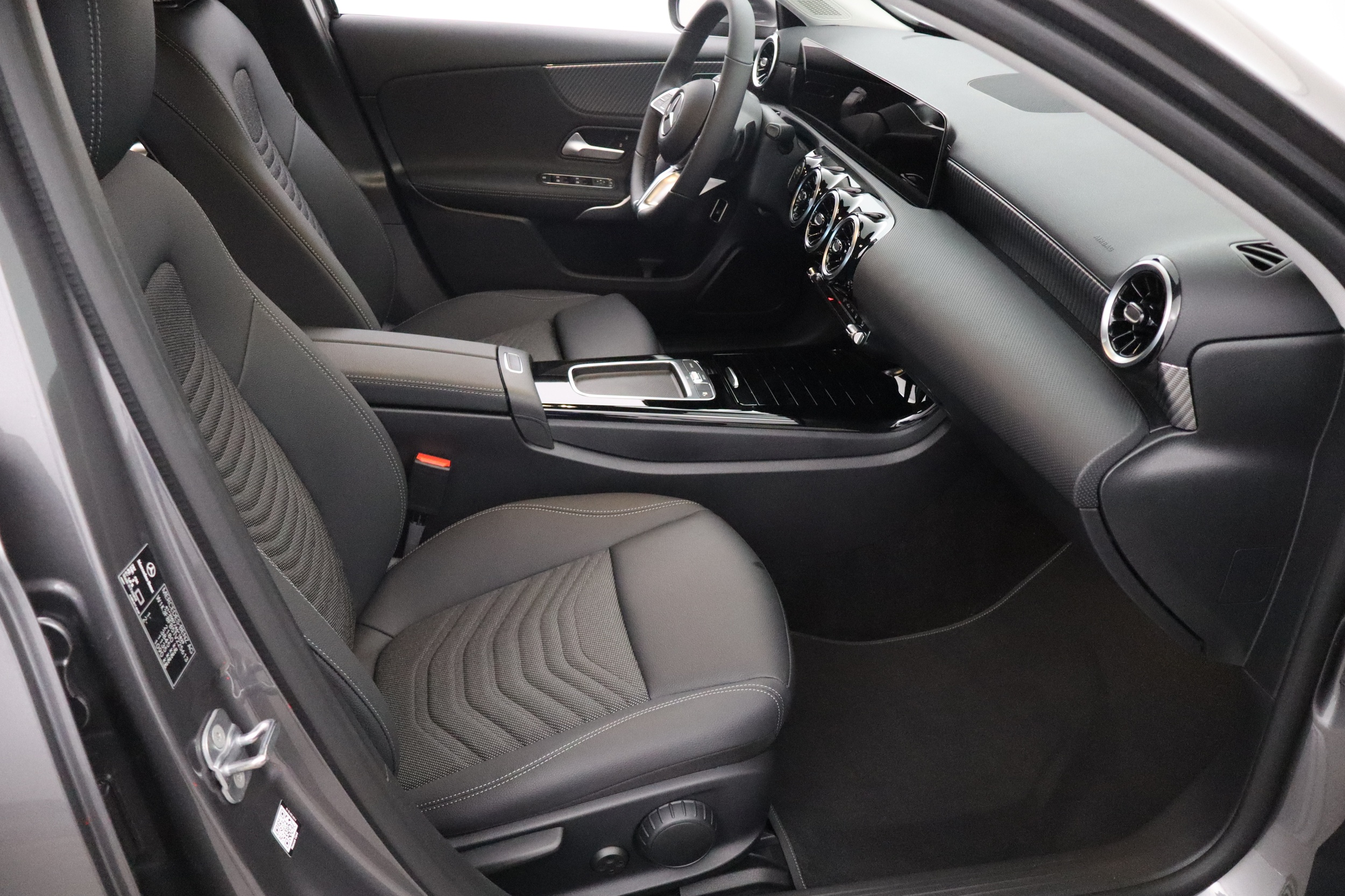 Mercedes-Benz A 2025