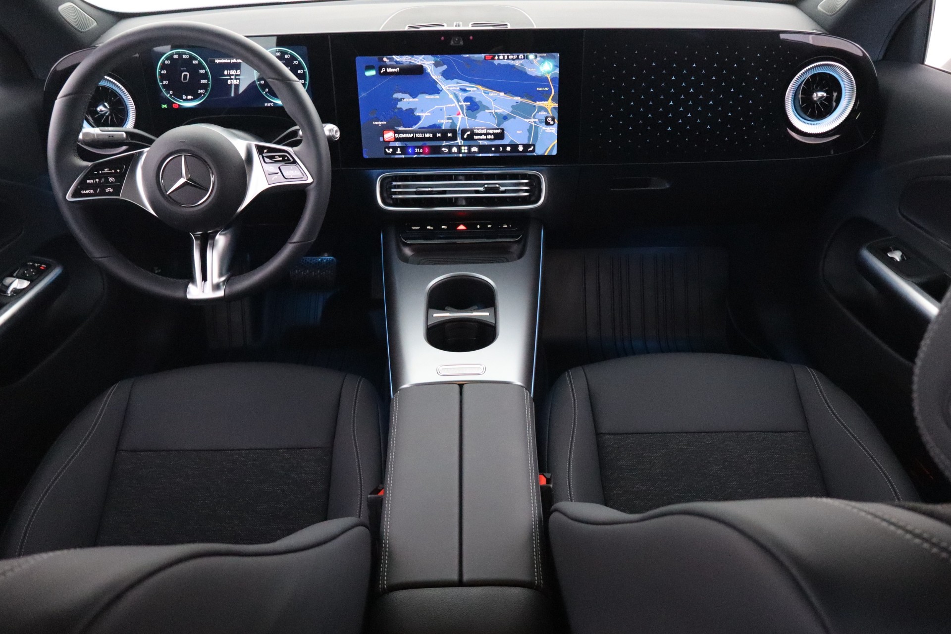 MERCEDES-BENZ CLA 2026