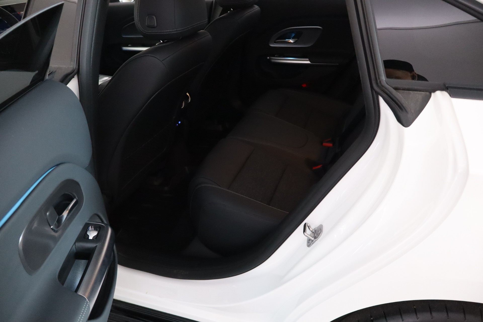 MERCEDES-BENZ CLA 2026