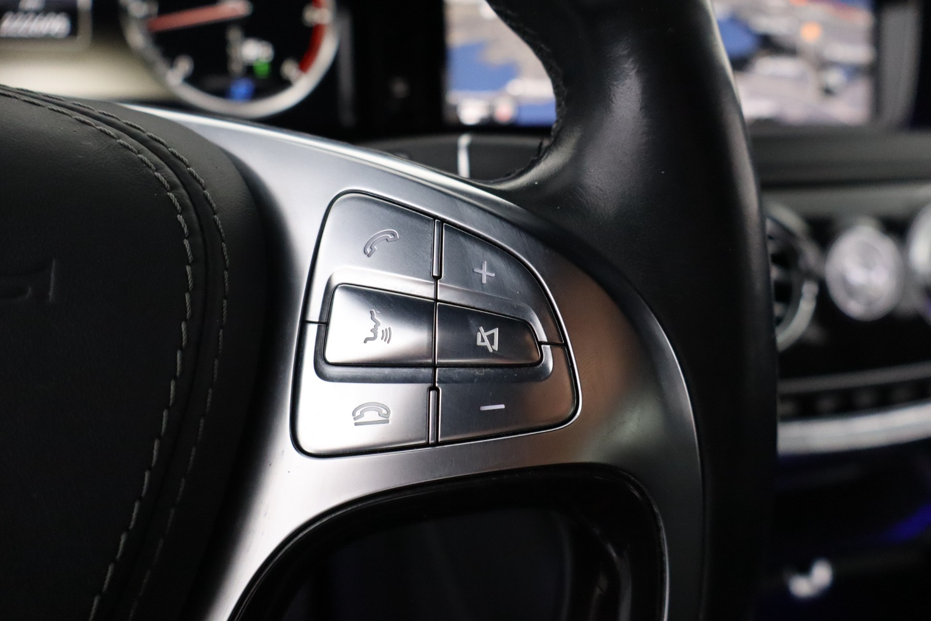 MERCEDES-BENZ S 2013