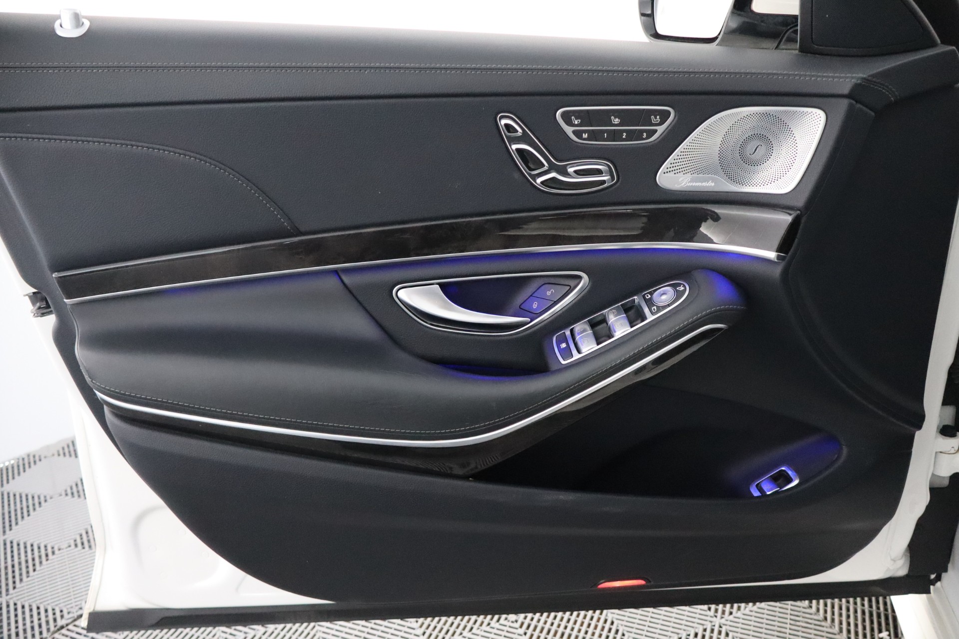 MERCEDES-BENZ S 2013