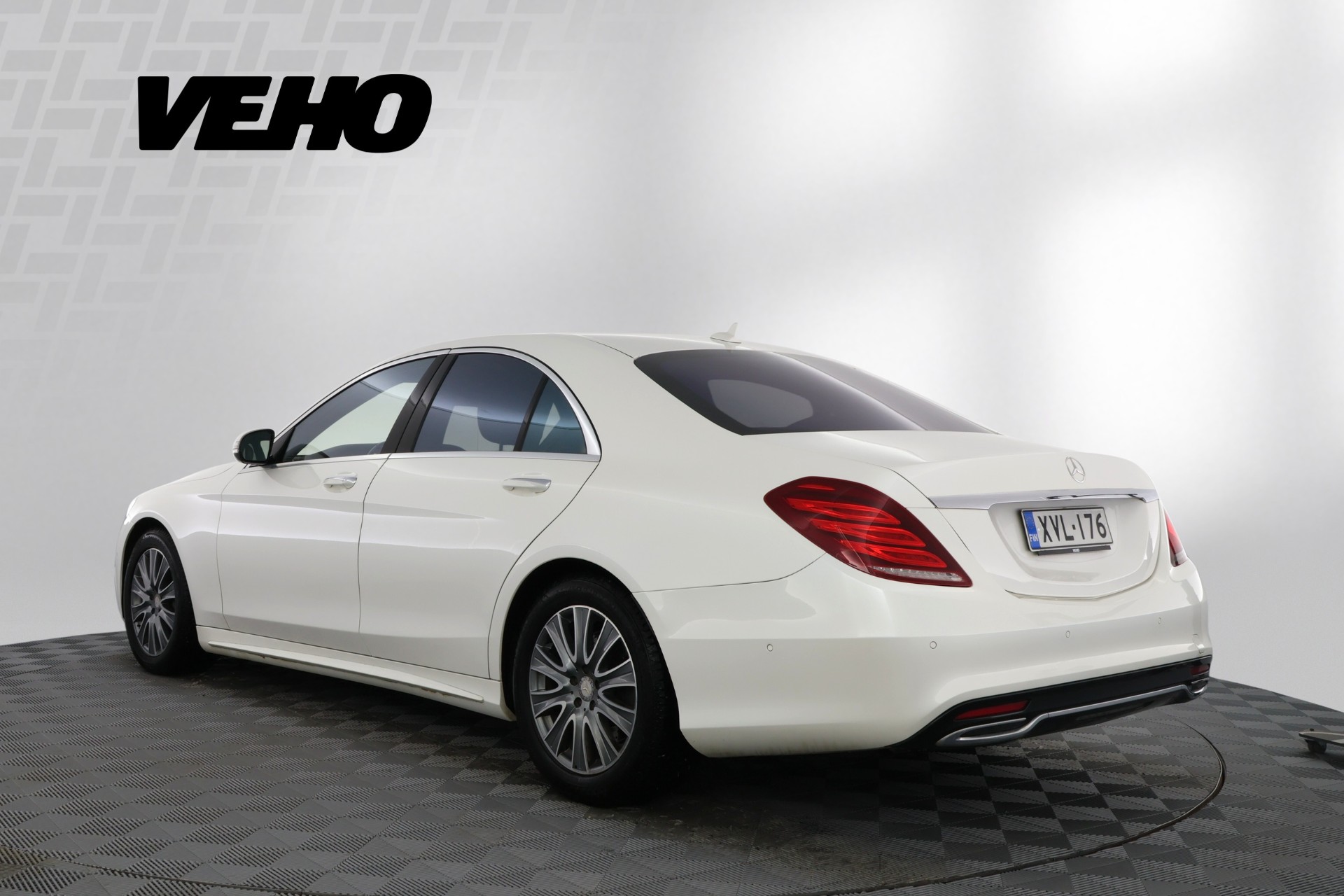 MERCEDES-BENZ S 2013