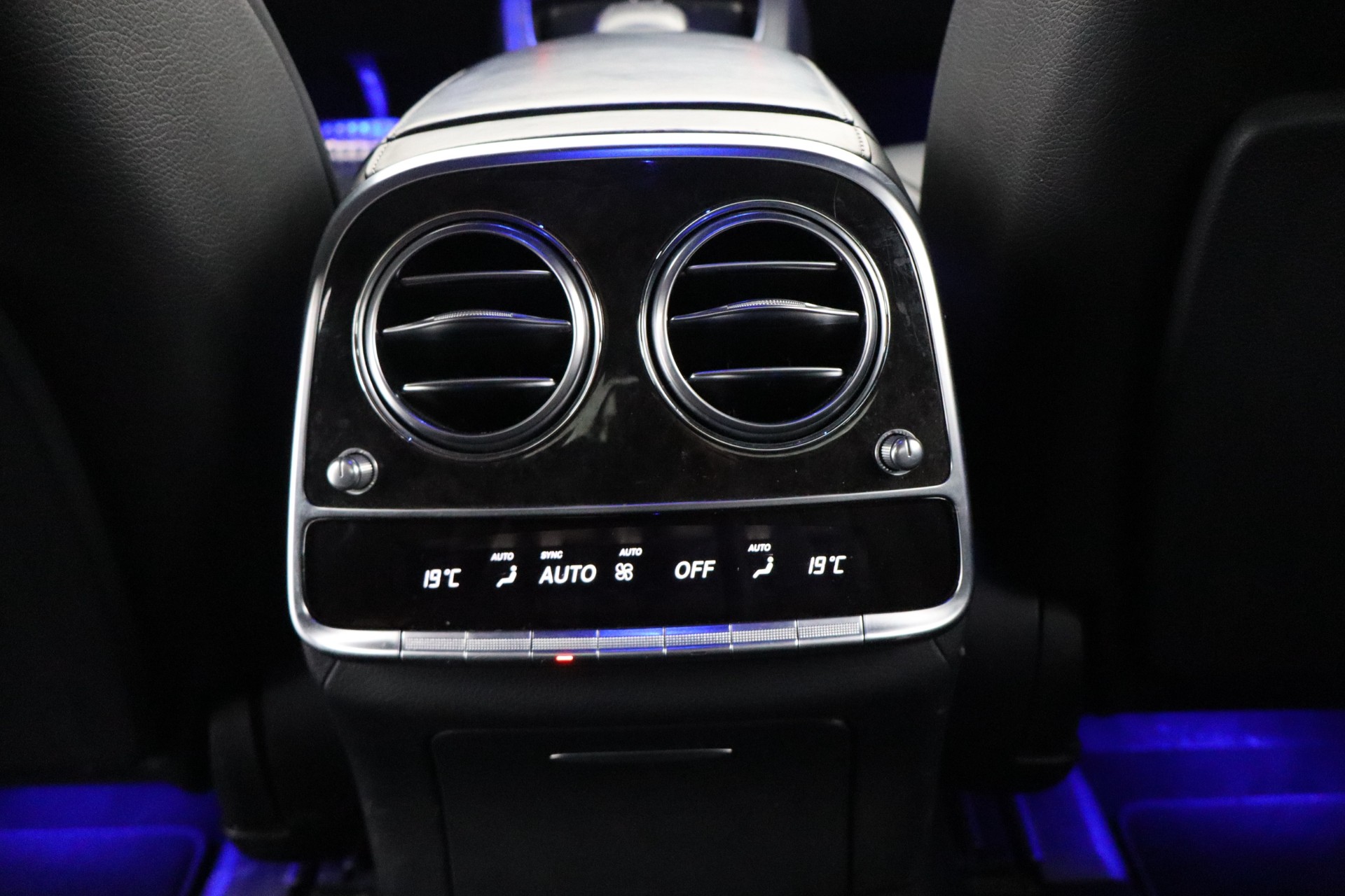 MERCEDES-BENZ S 2013