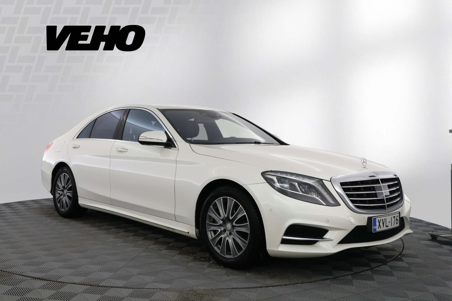 MERCEDES-BENZ S 2013