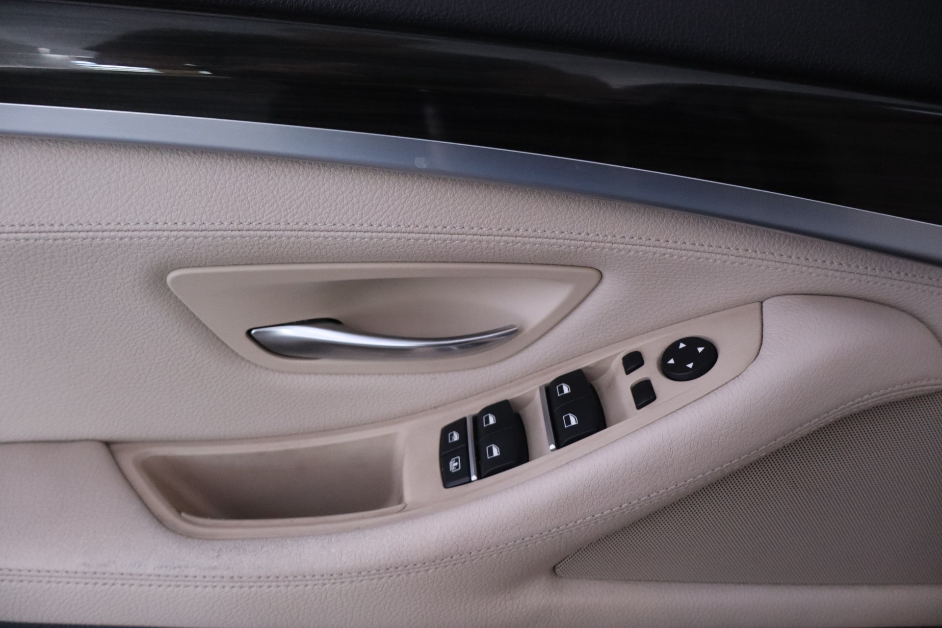 BMW 525 2012