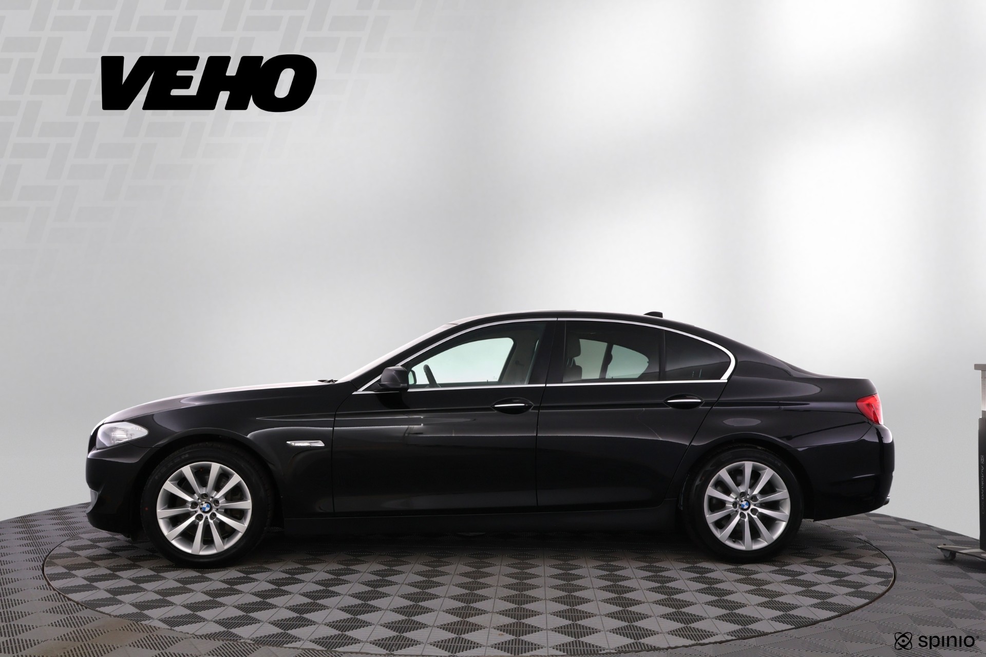 BMW 525 2012
