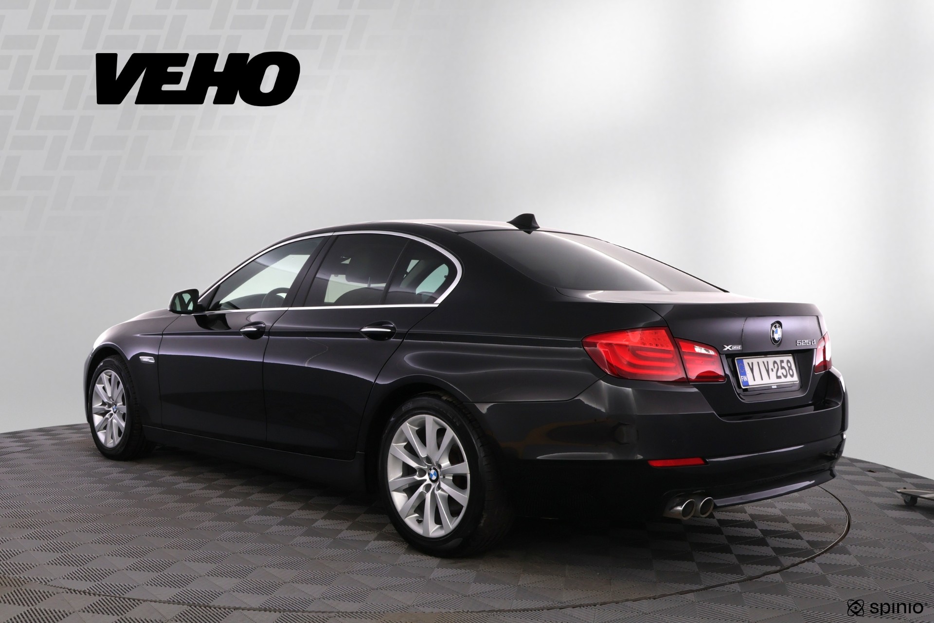BMW 525 2012