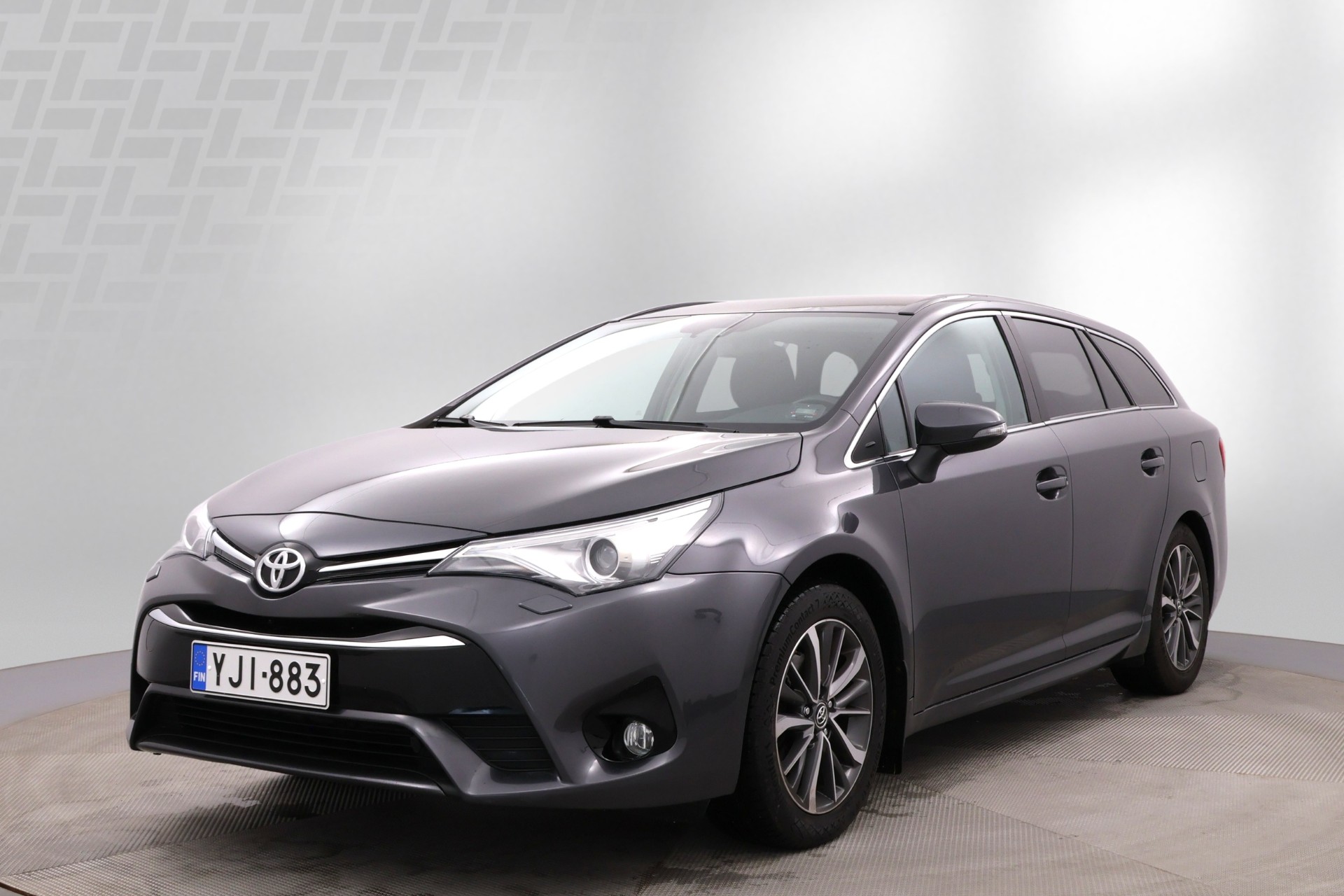 TOYOTA Avensis 2016