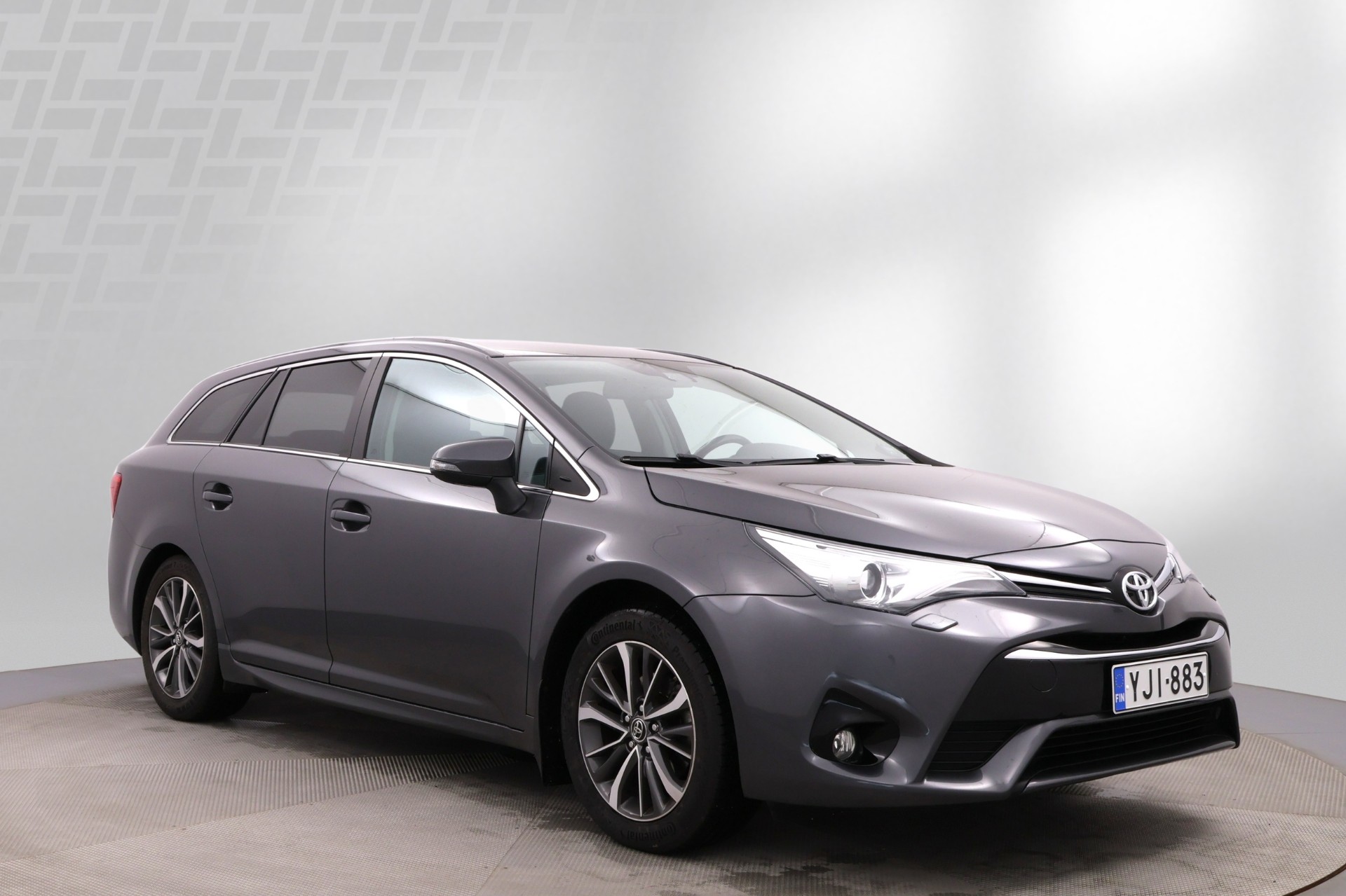 TOYOTA Avensis 2016