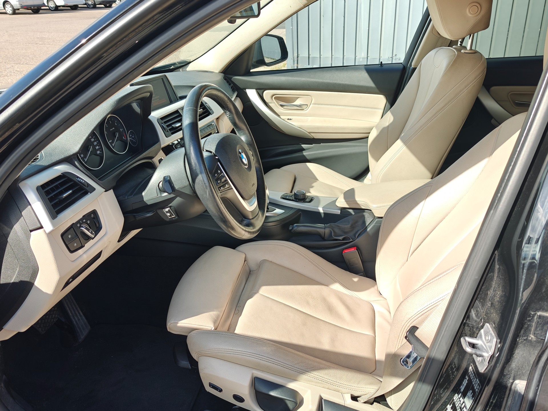BMW 320 2017