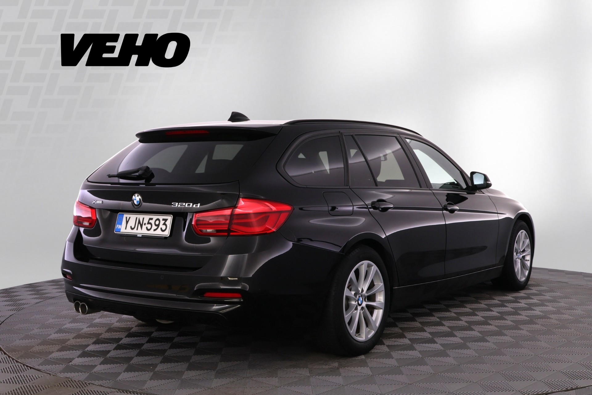 BMW 320 2017