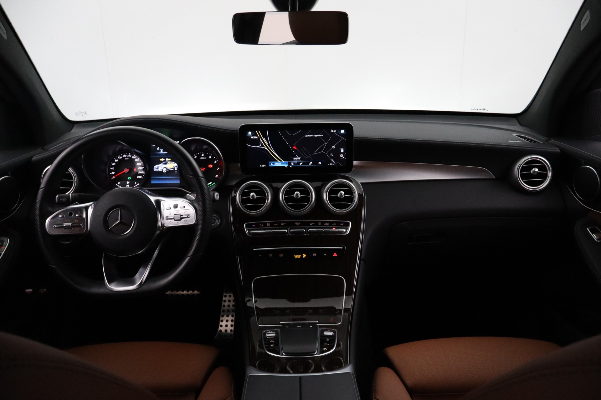 MERCEDES-BENZ GLC 2022