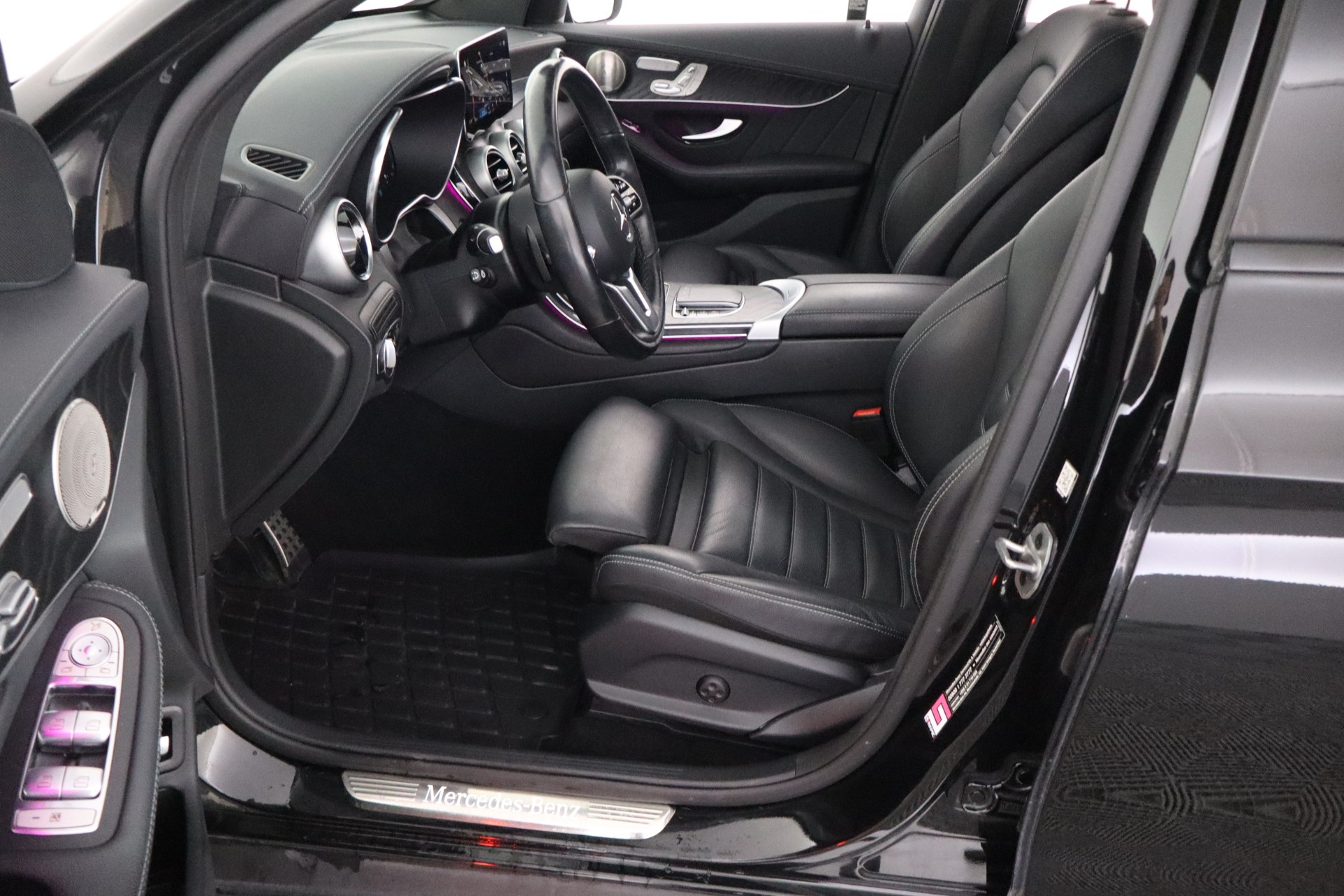 MERCEDES-BENZ GLC 2022
