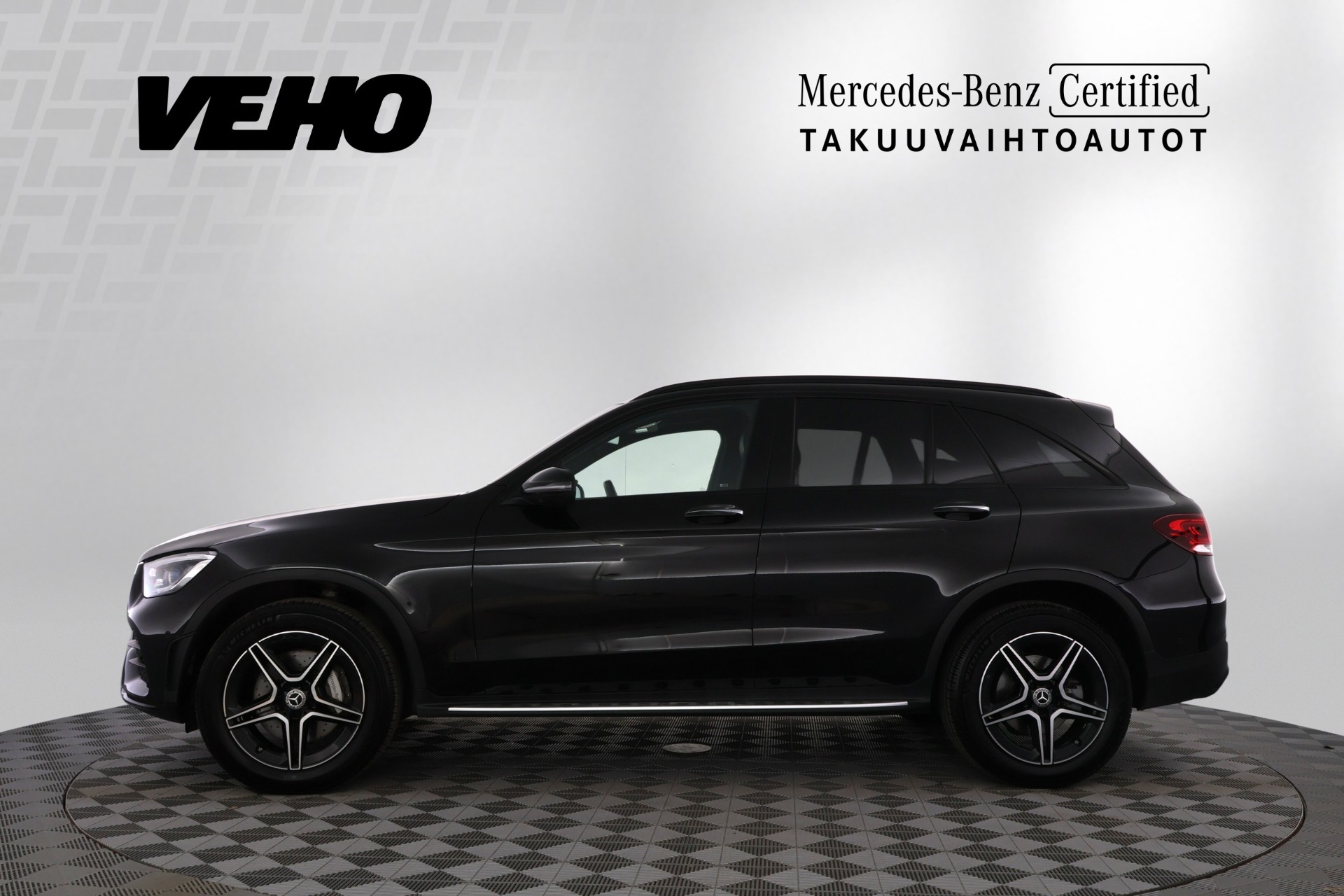 MERCEDES-BENZ GLC 2022