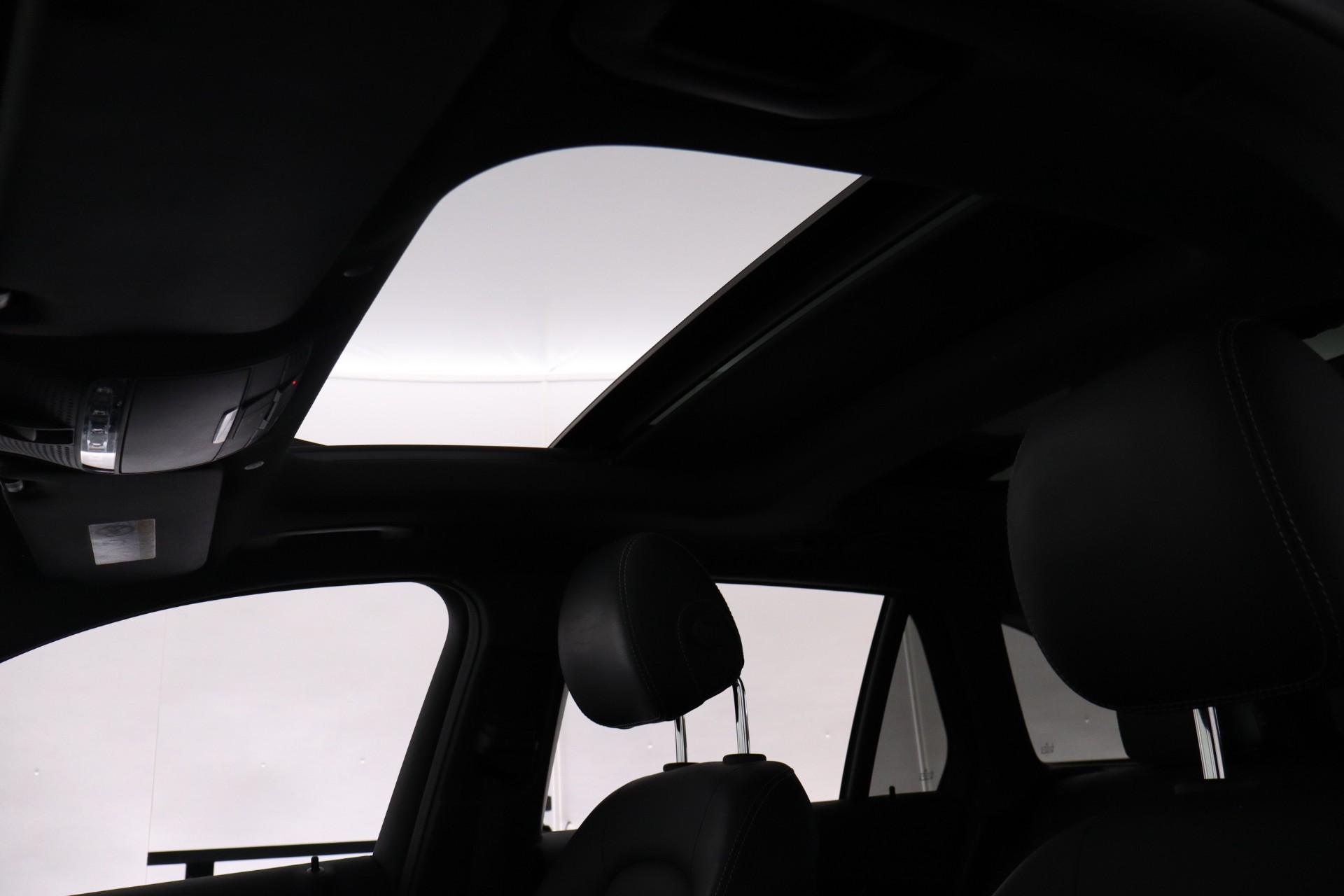 MERCEDES-BENZ GLC 2022