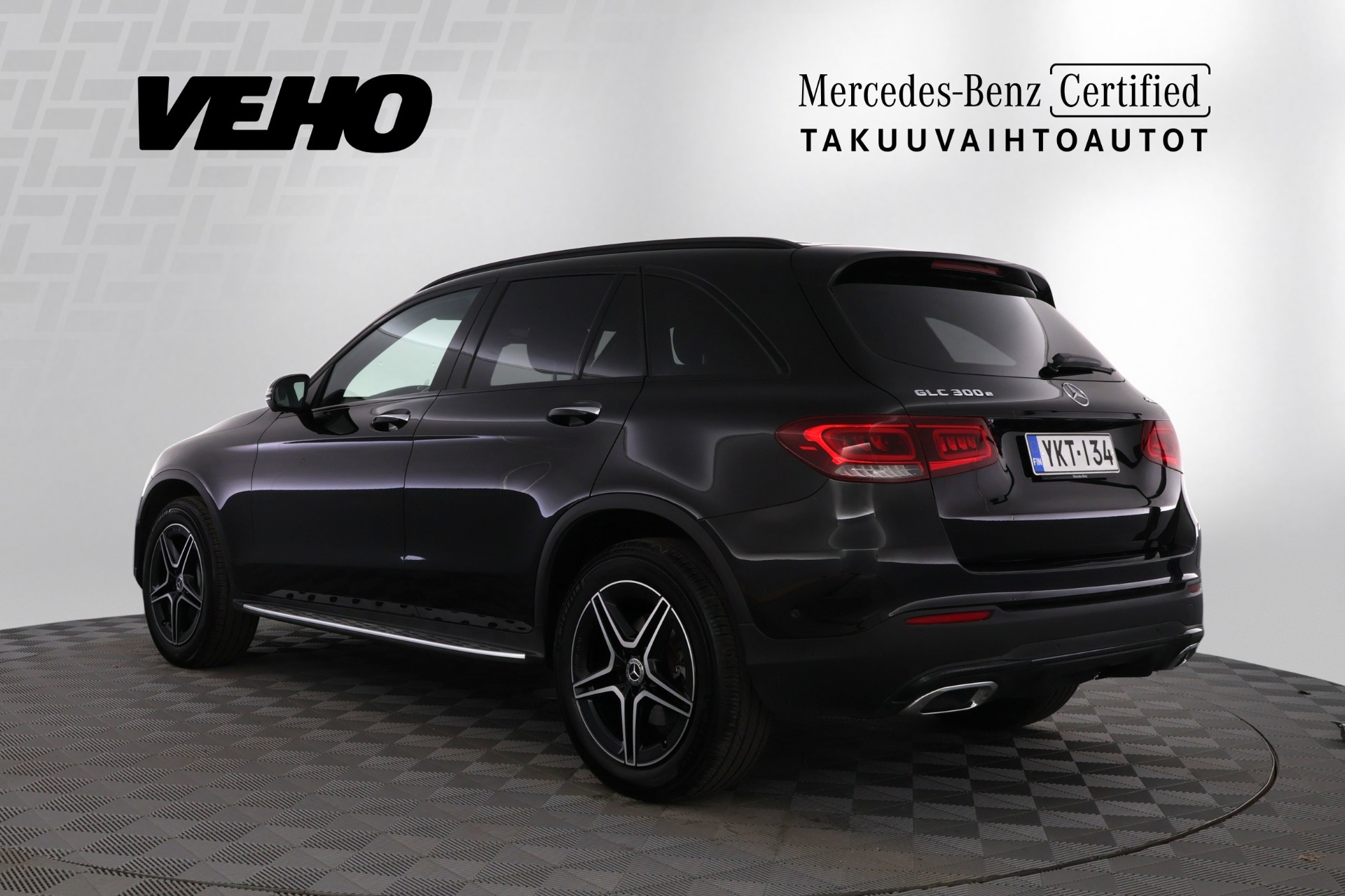 MERCEDES-BENZ GLC 2022
