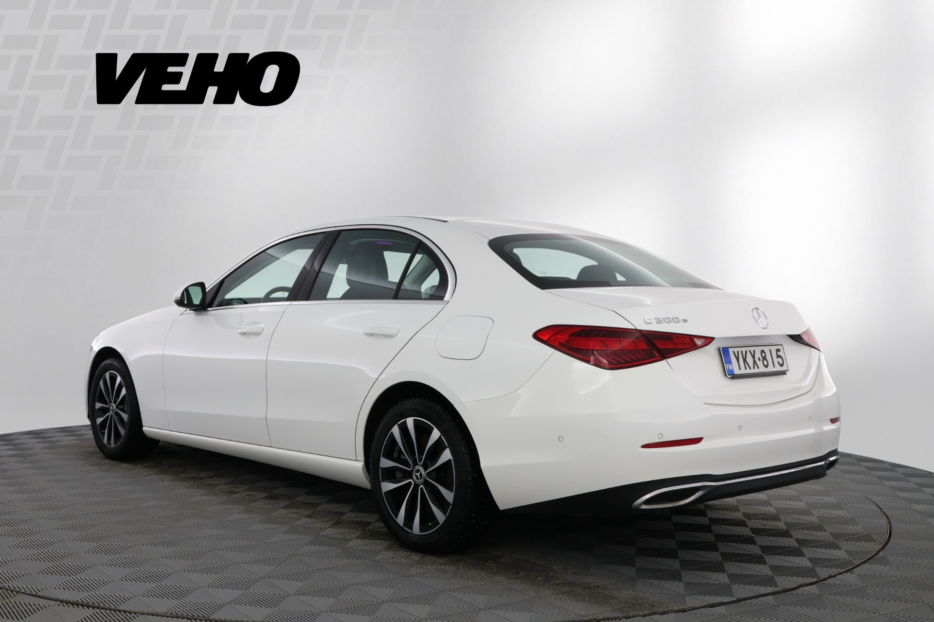 MERCEDES-BENZ C 2022