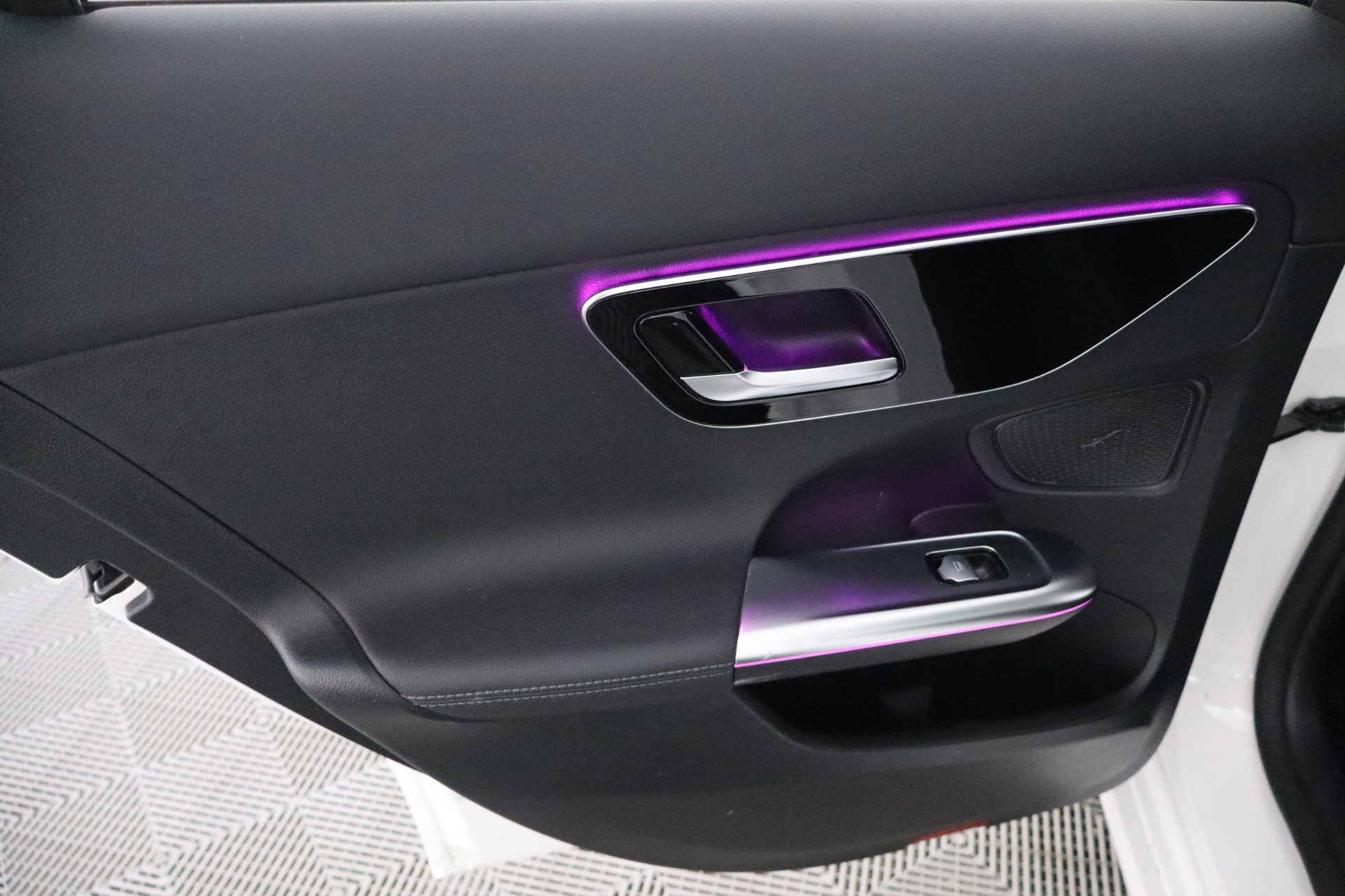 MERCEDES-BENZ C 2022