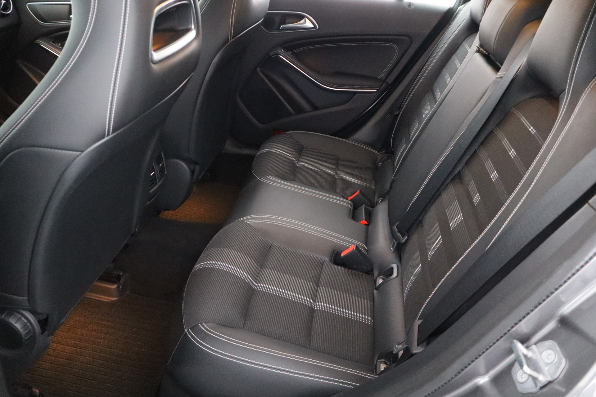 MERCEDES-BENZ CLA 2019