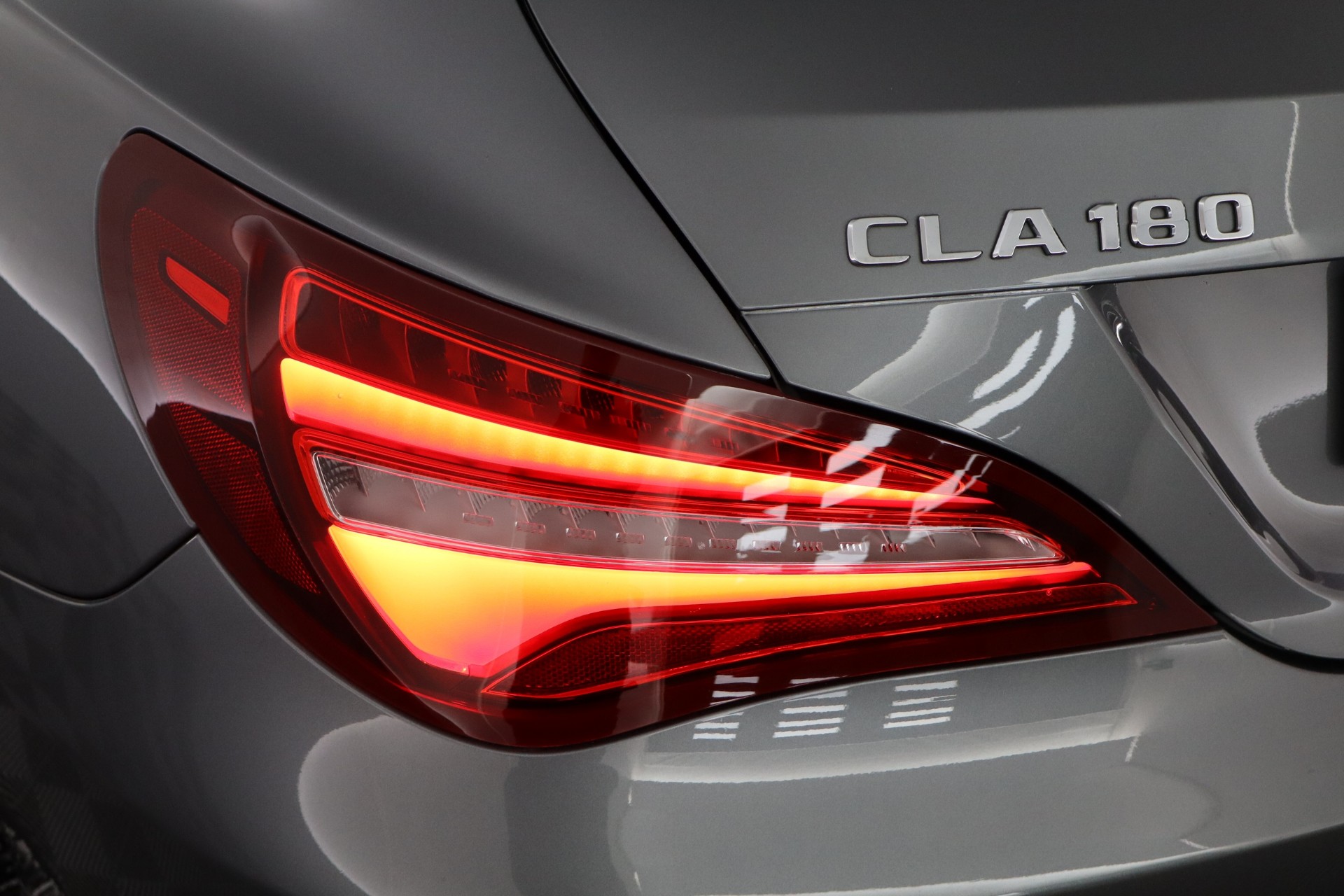 MERCEDES-BENZ CLA 2019